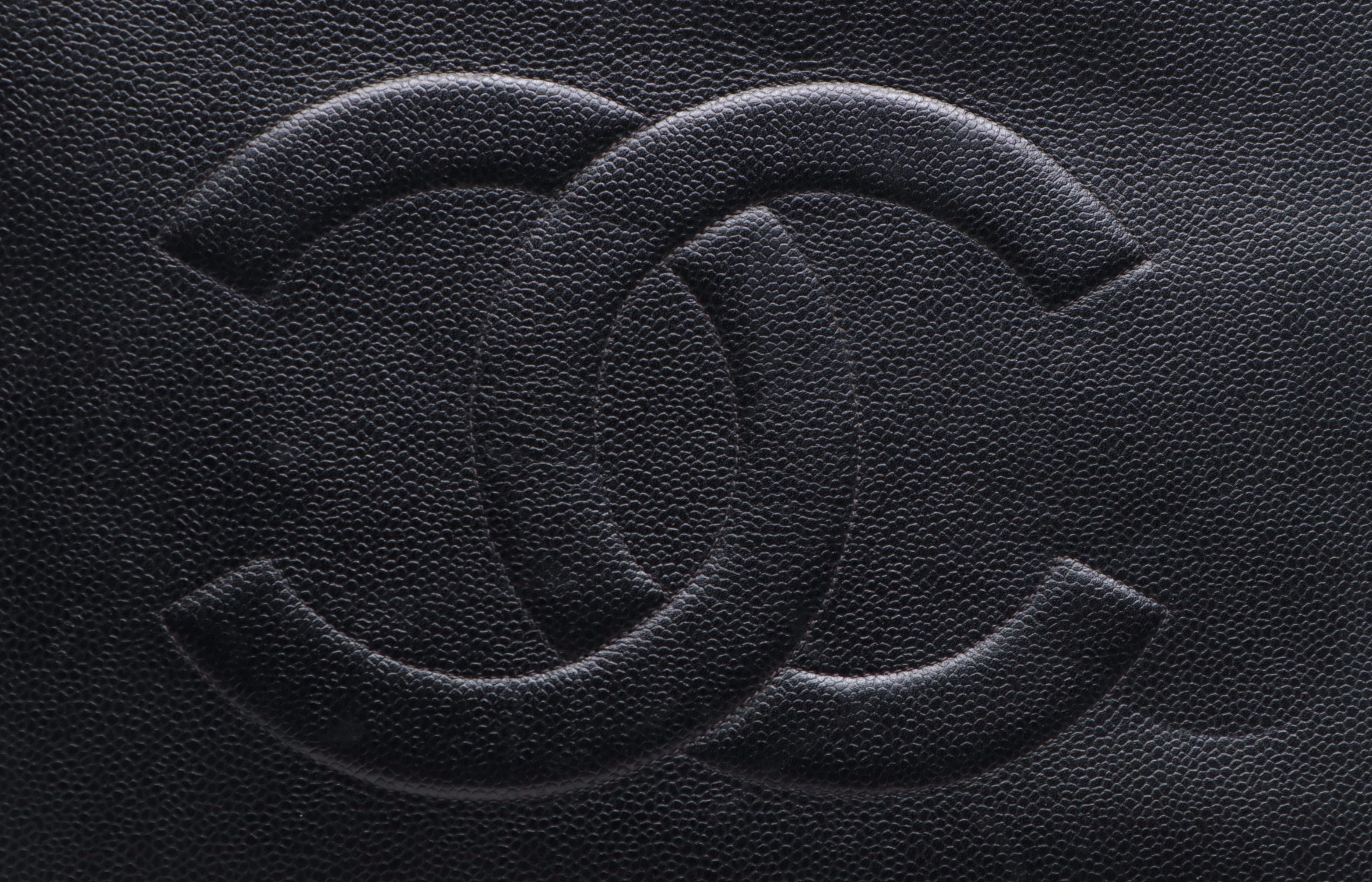 Chanel CC Medium Shoulder Tote in Black Caviar Leather