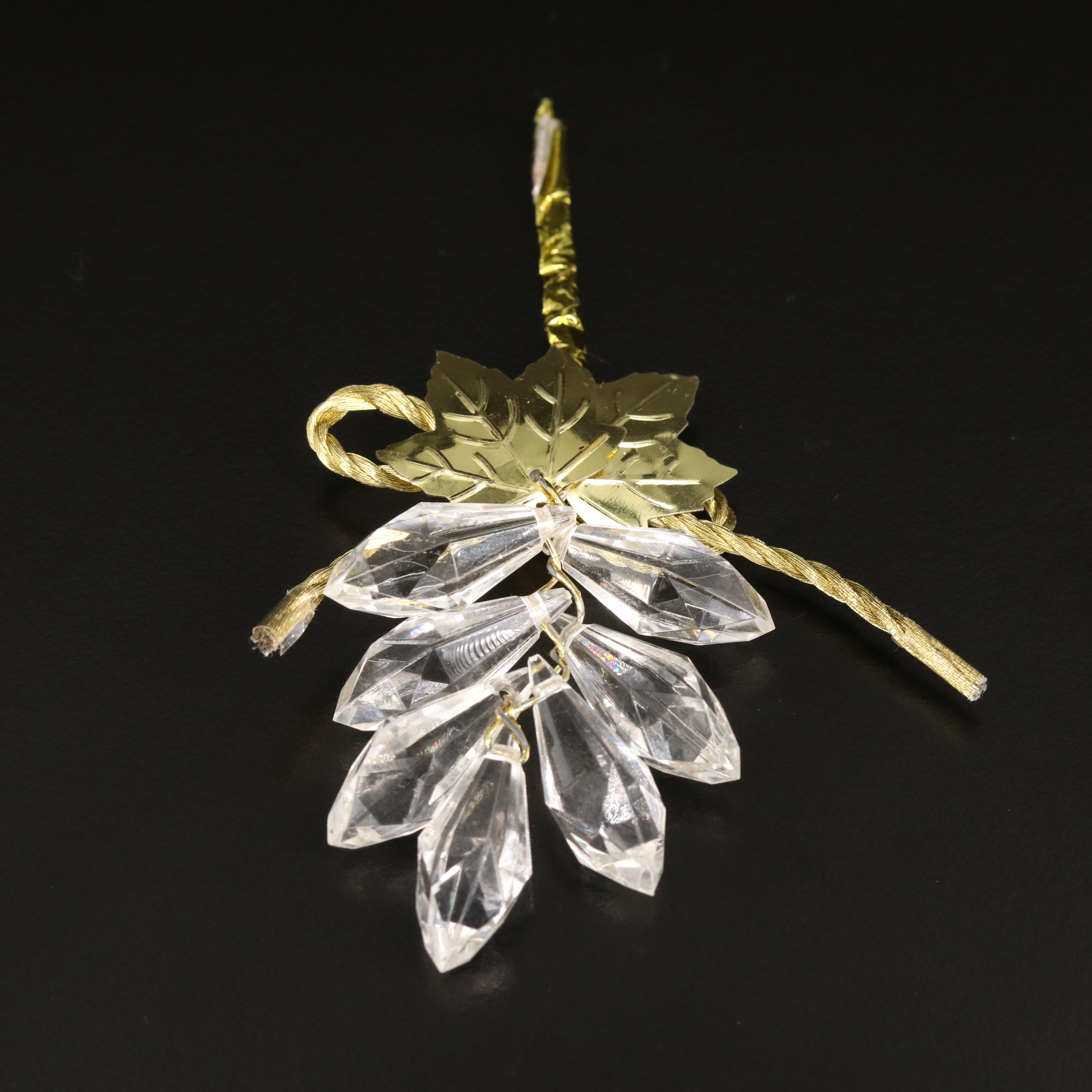 Resin Cluster and Leaf Ornament