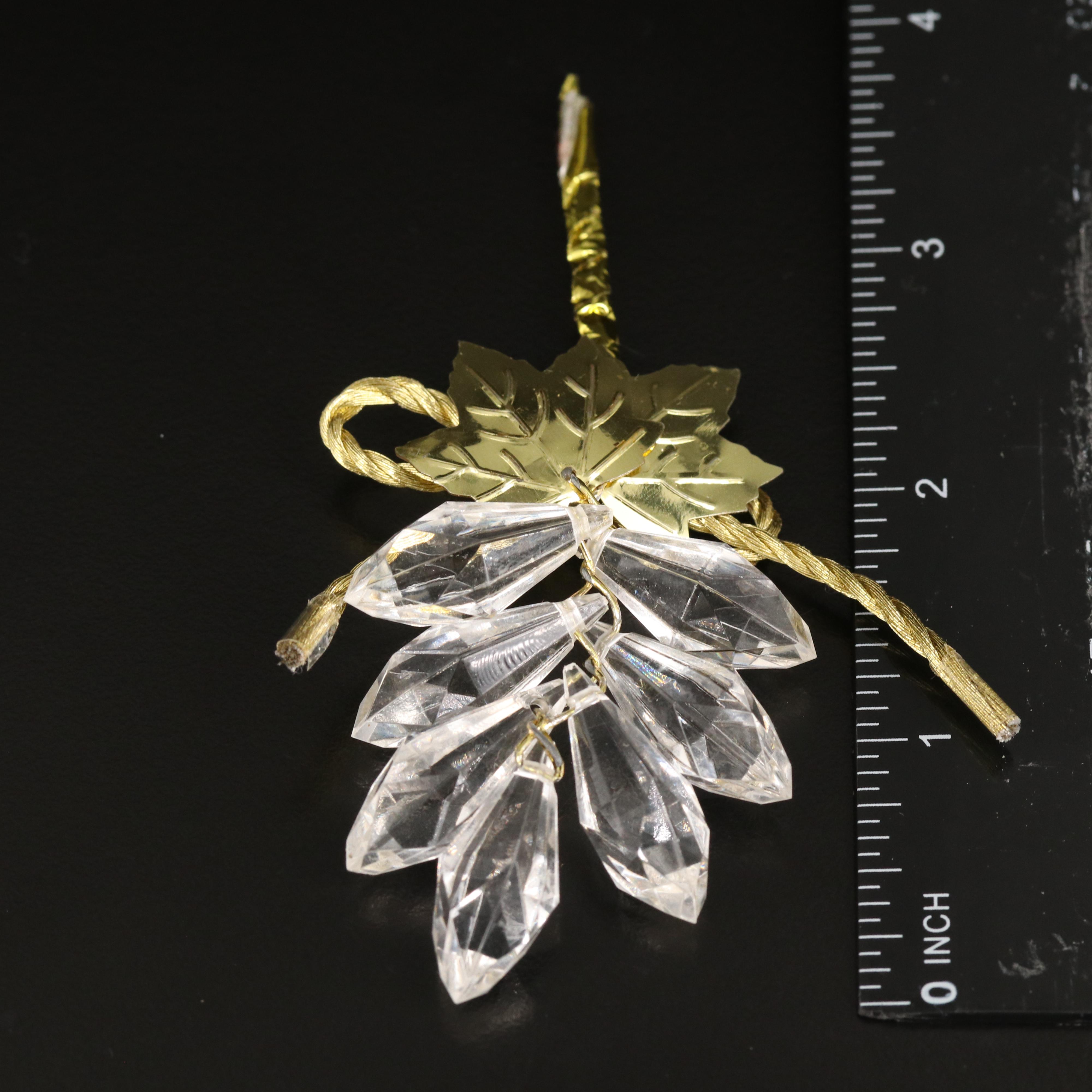Resin Cluster and Leaf Ornament