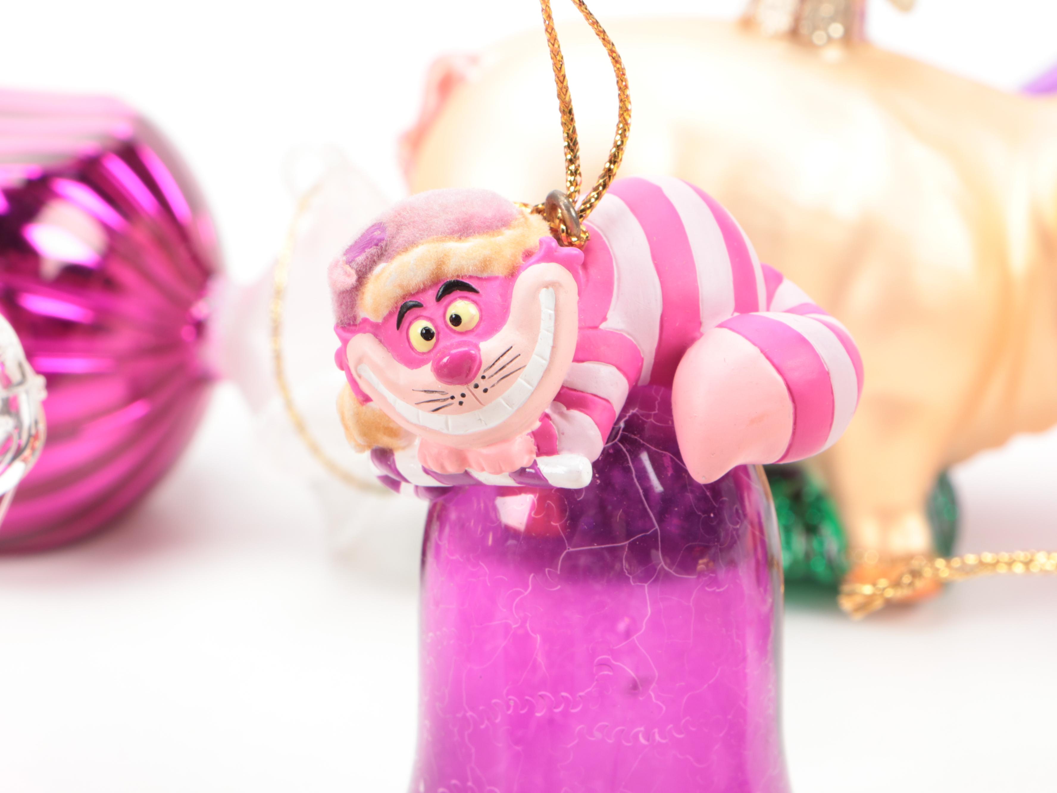 Mold Blown Glass with Other Ornaments and Décor