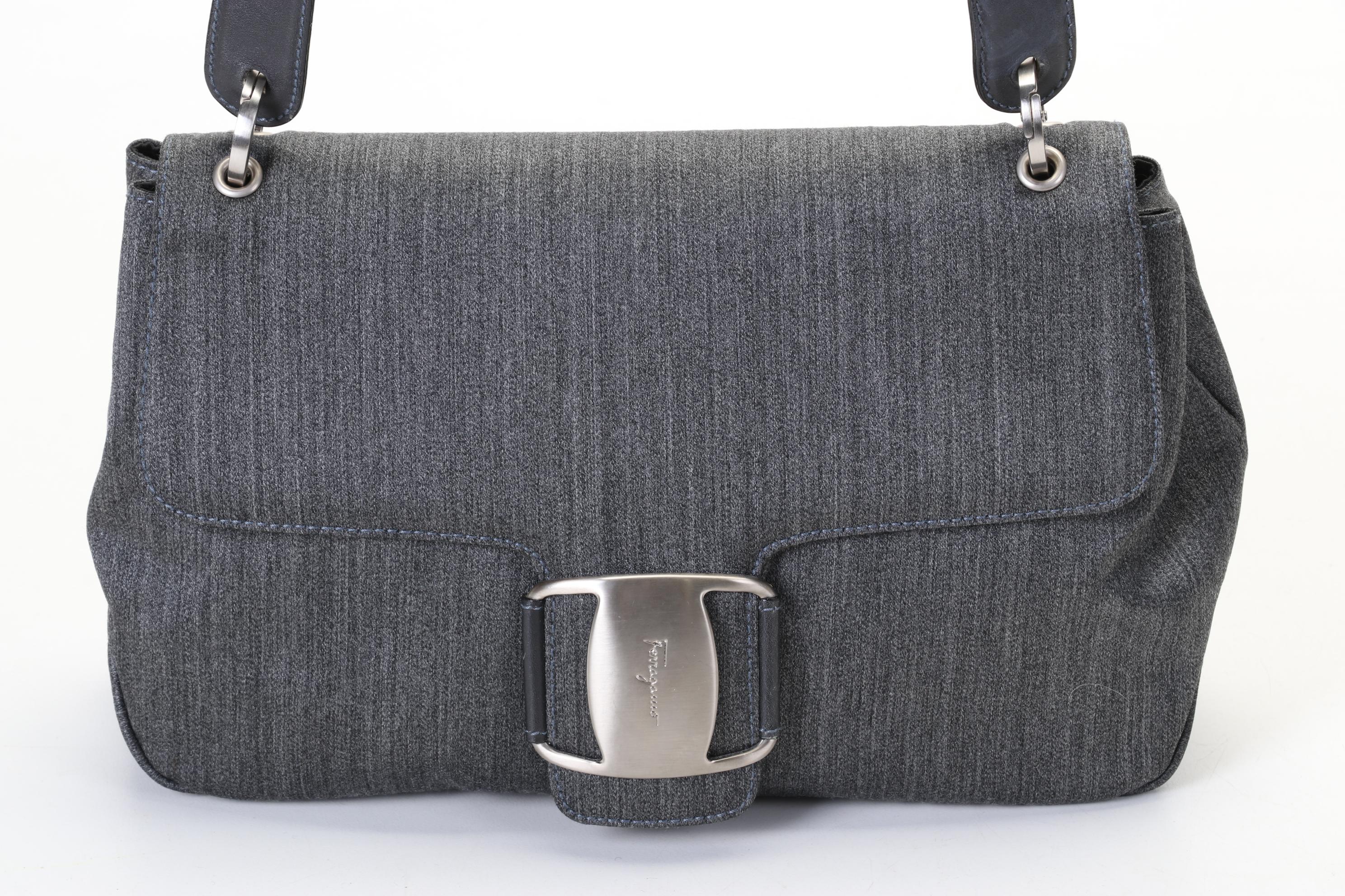 Salvatore Ferragamo Vara Shoulder Bag in Grey Striated Fabric With Leather Strap