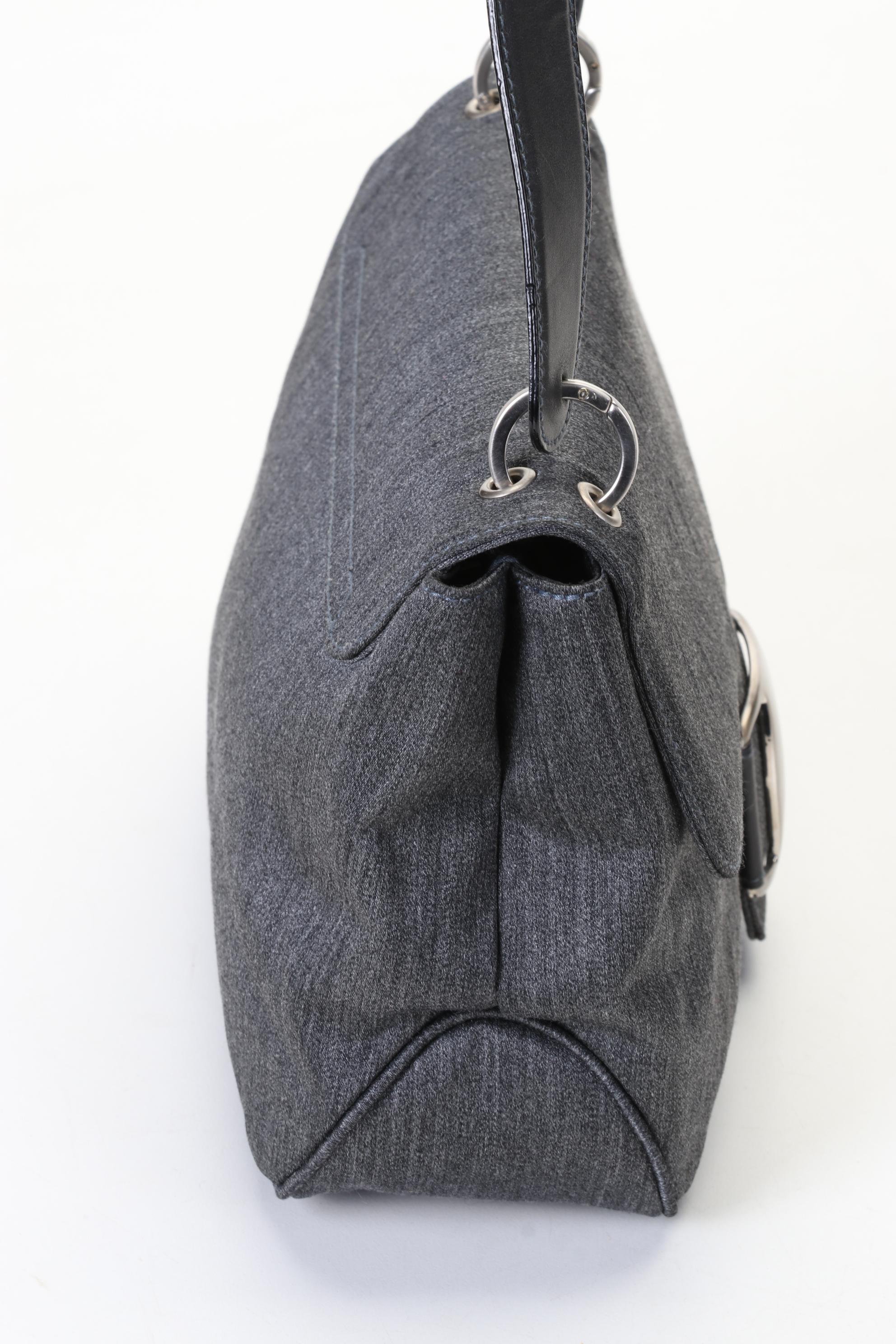 Salvatore Ferragamo Vara Shoulder Bag in Grey Striated Fabric With Leather Strap