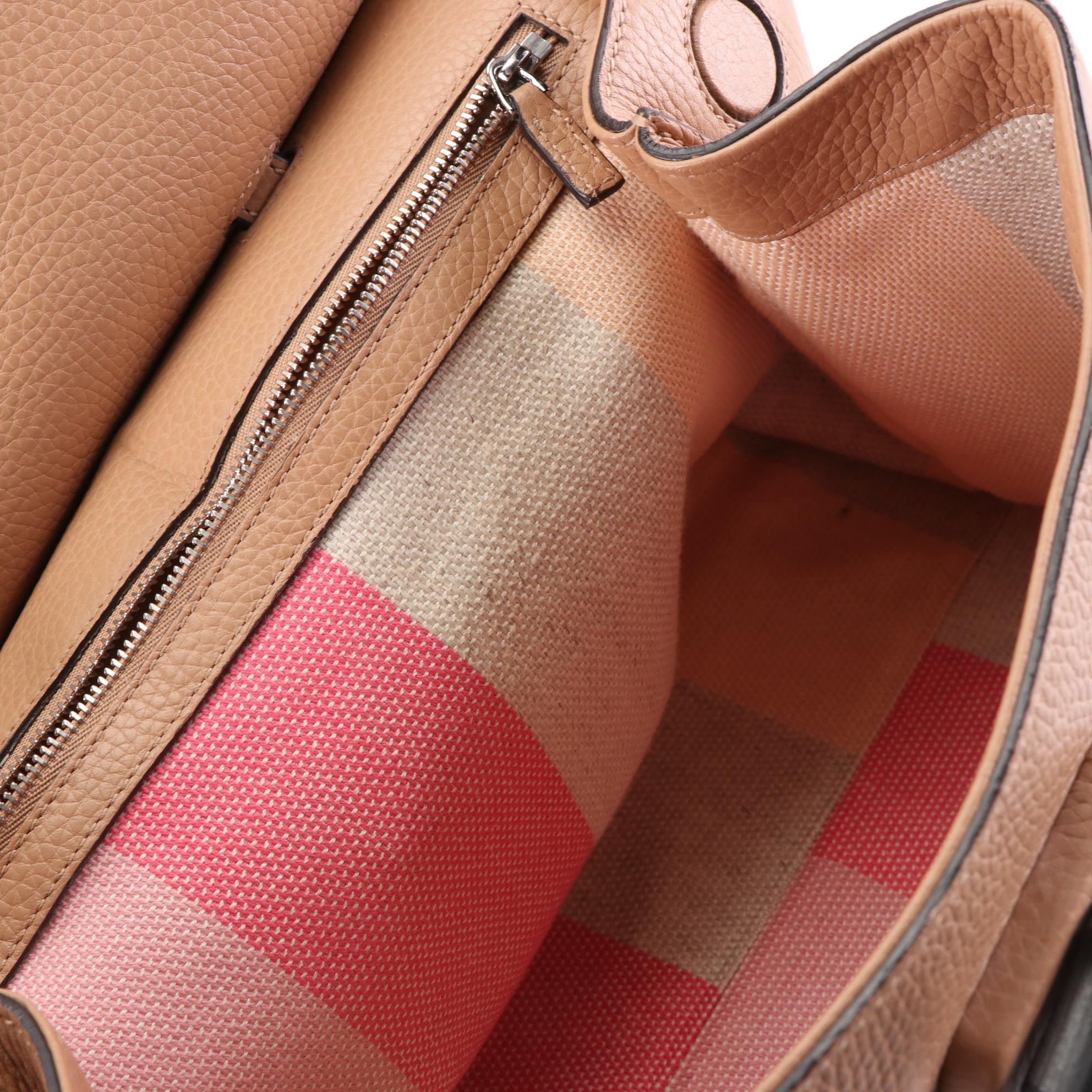 Gucci Bamboo Daily Top-Handle Flap Shoulder Bag in Calfskin