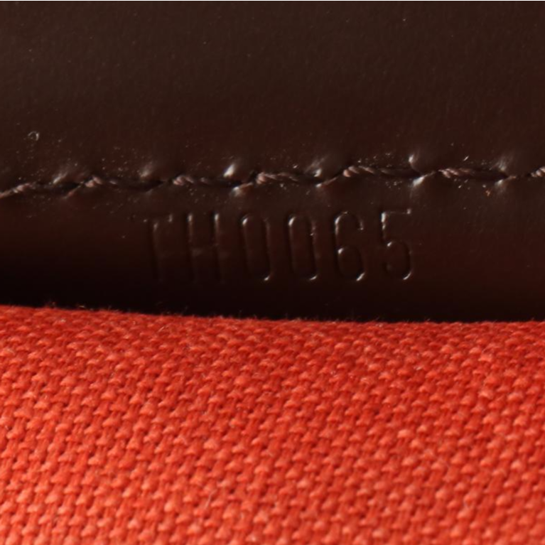 Louis Vuitton Chelsea Bag in Damier Ebene Canvas