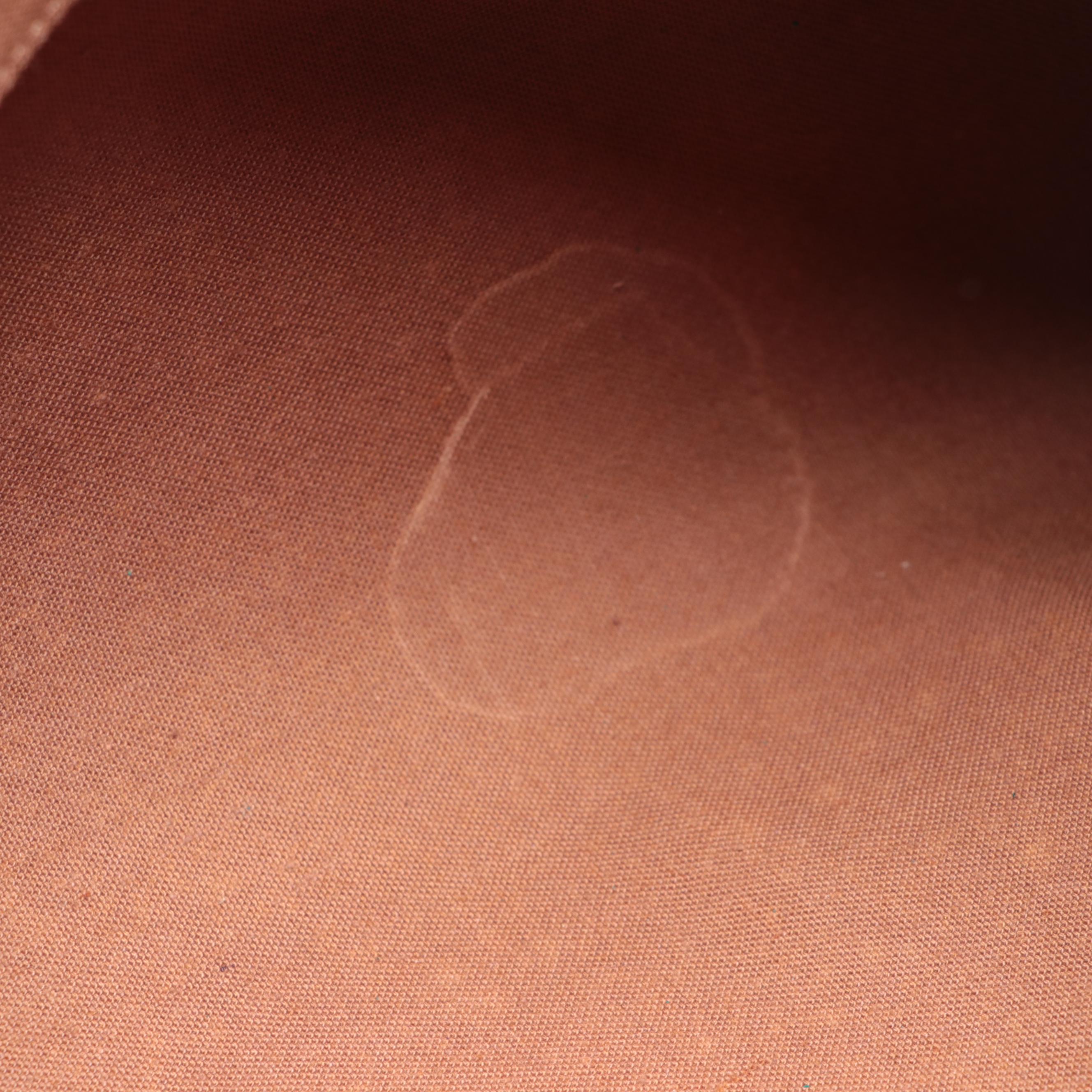 Louis Vuitton Speedy 40 in Monogram Canvas and Vachetta Leather