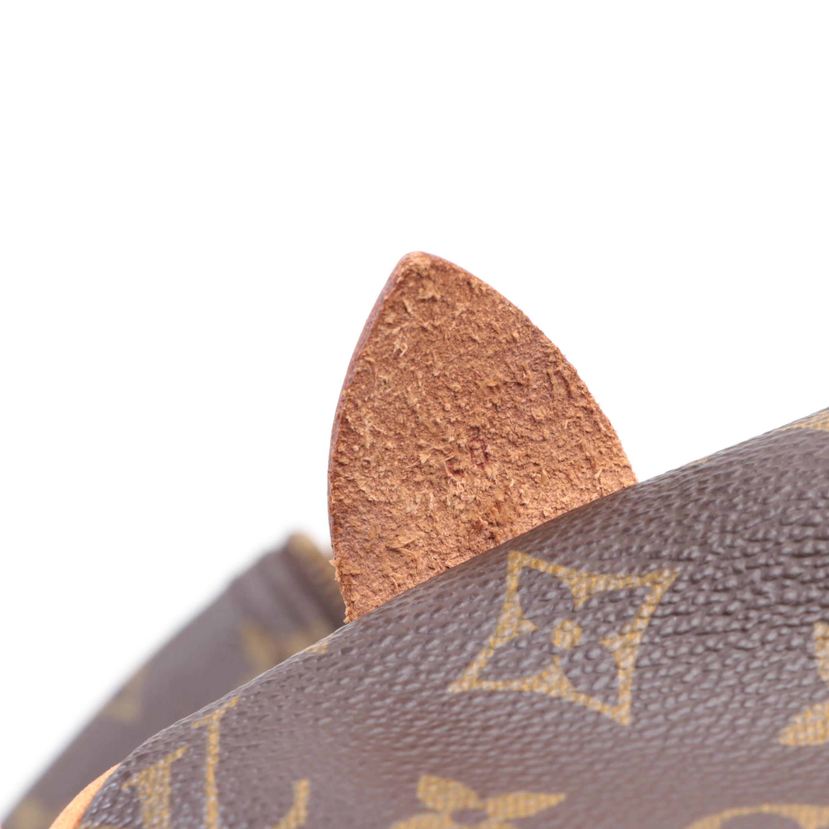 Louis Vuitton Speedy 40 in Monogram Canvas and Vachetta Leather