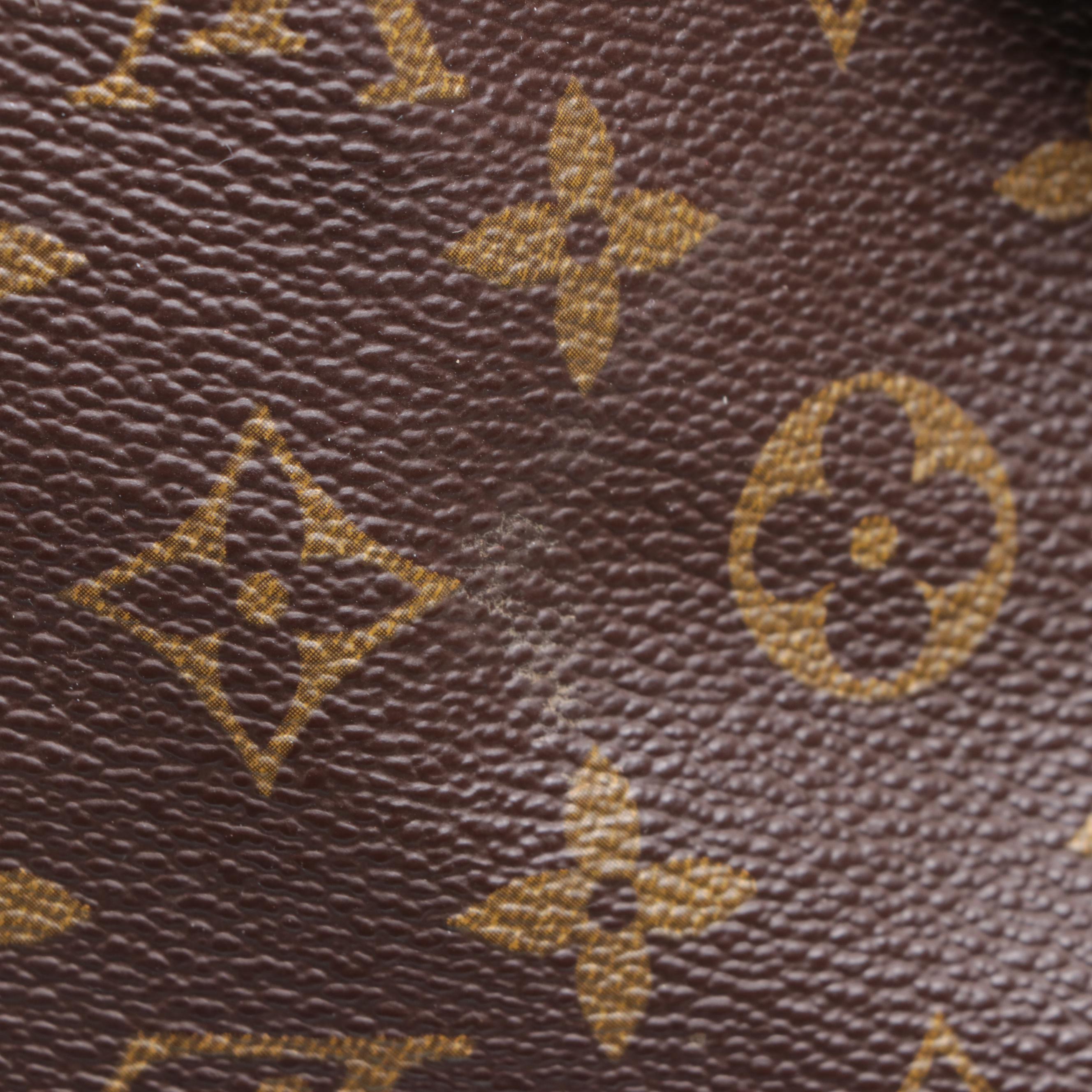 Louis Vuitton Speedy 40 in Monogram Canvas and Vachetta Leather