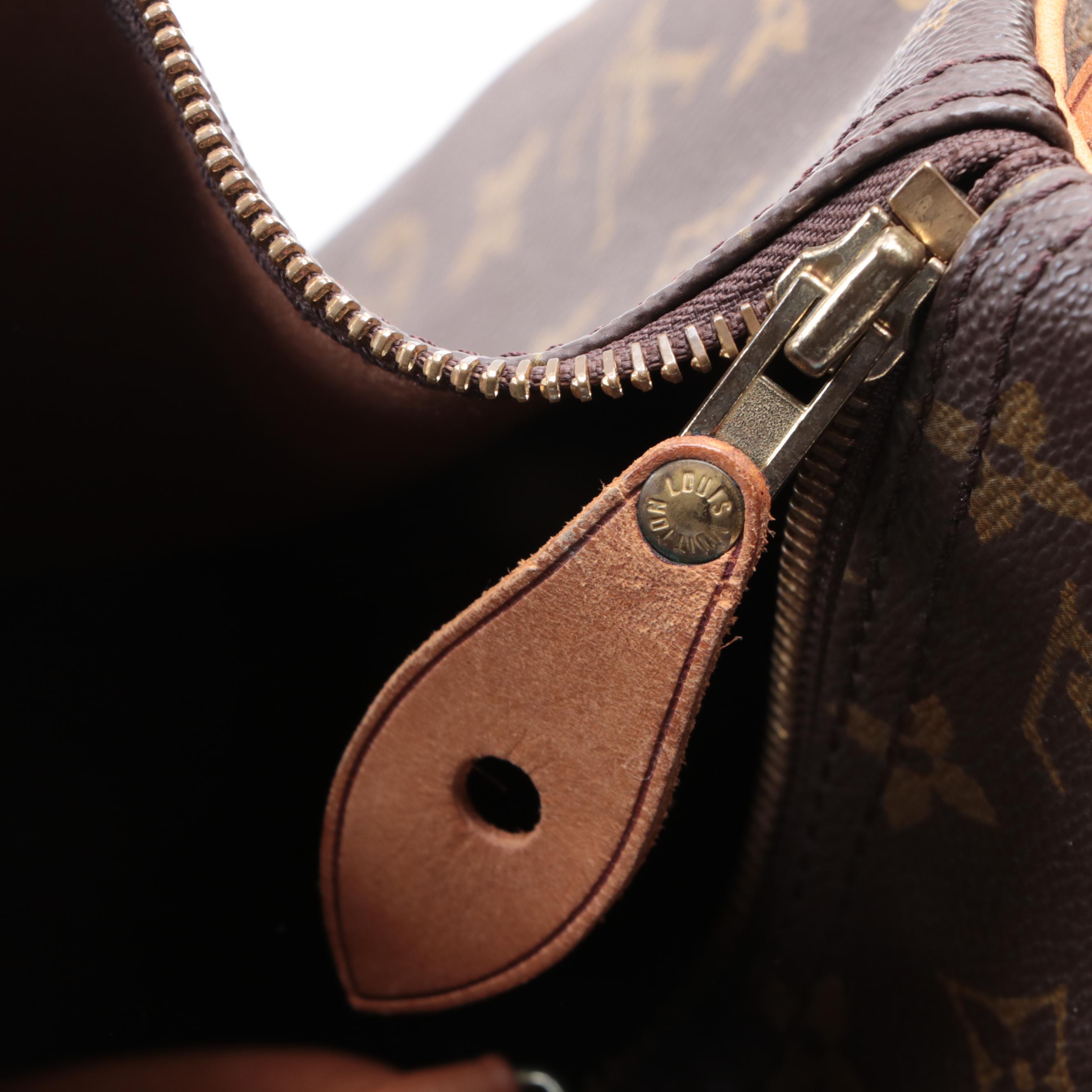 Louis Vuitton Speedy 40 in Monogram Canvas and Vachetta Leather
