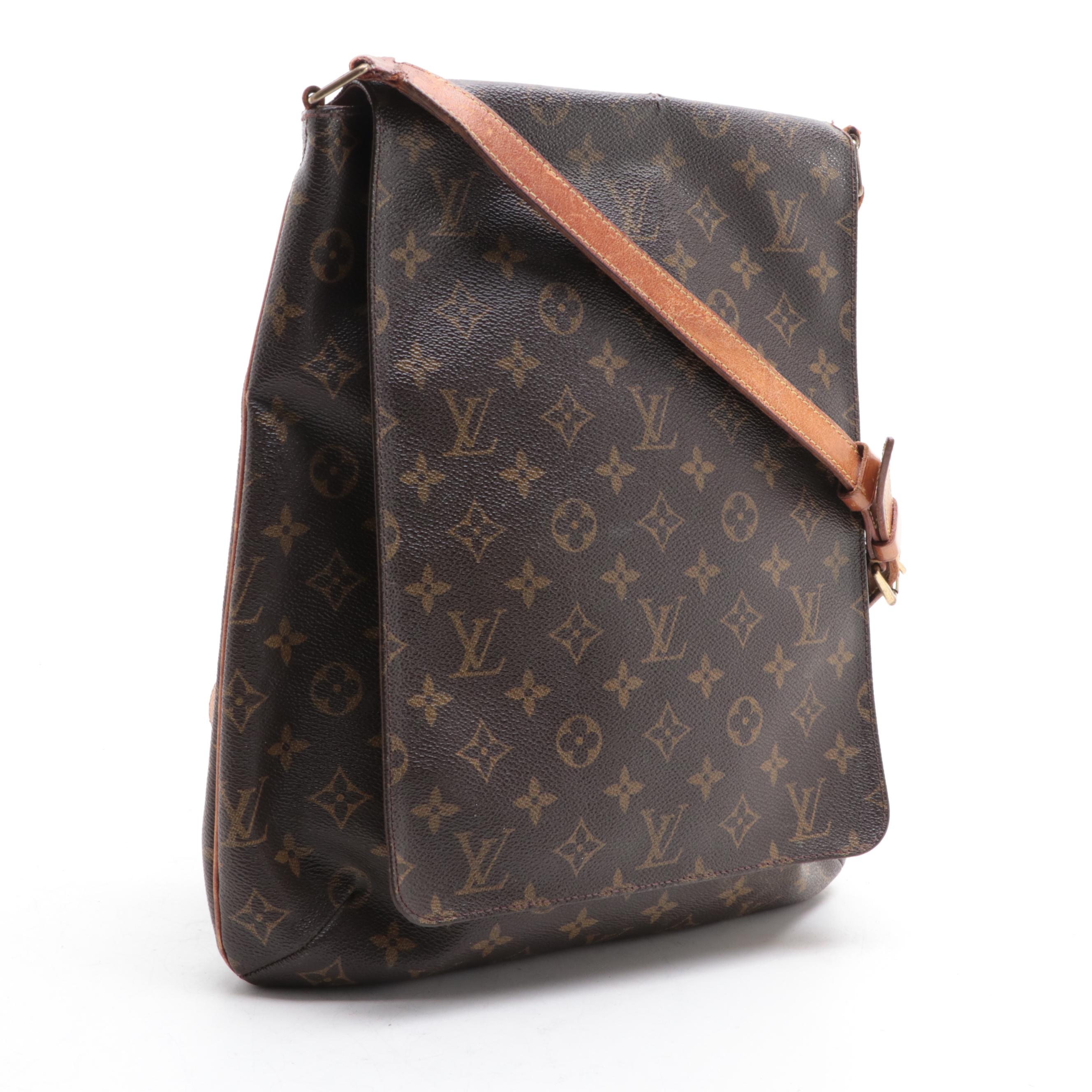 Louis Vuitton Musette Bag in Monogram Canvas and Vachetta Leather