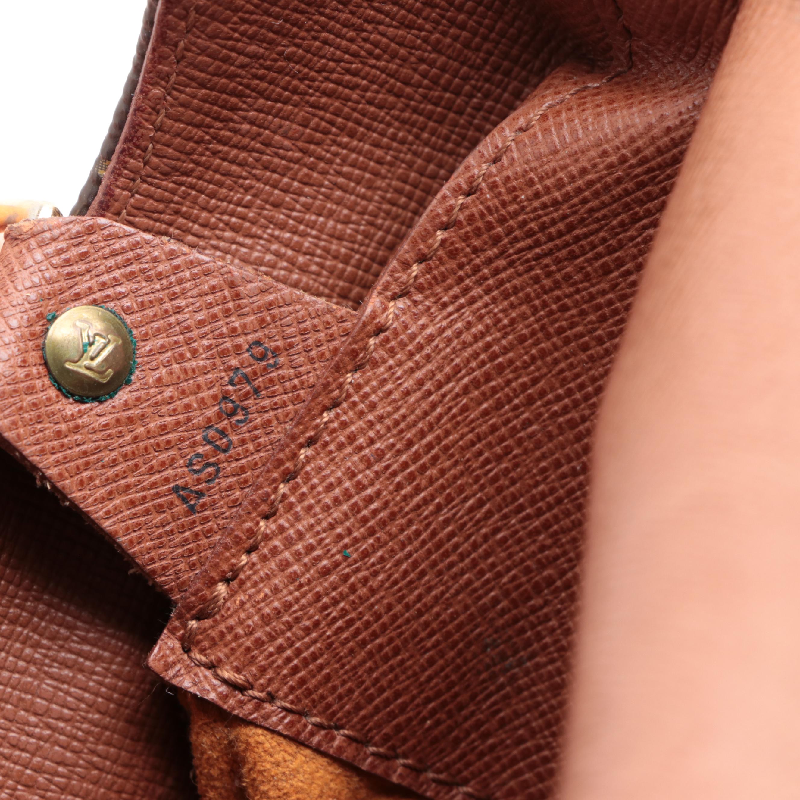 Louis Vuitton Musette Bag in Monogram Canvas and Vachetta Leather