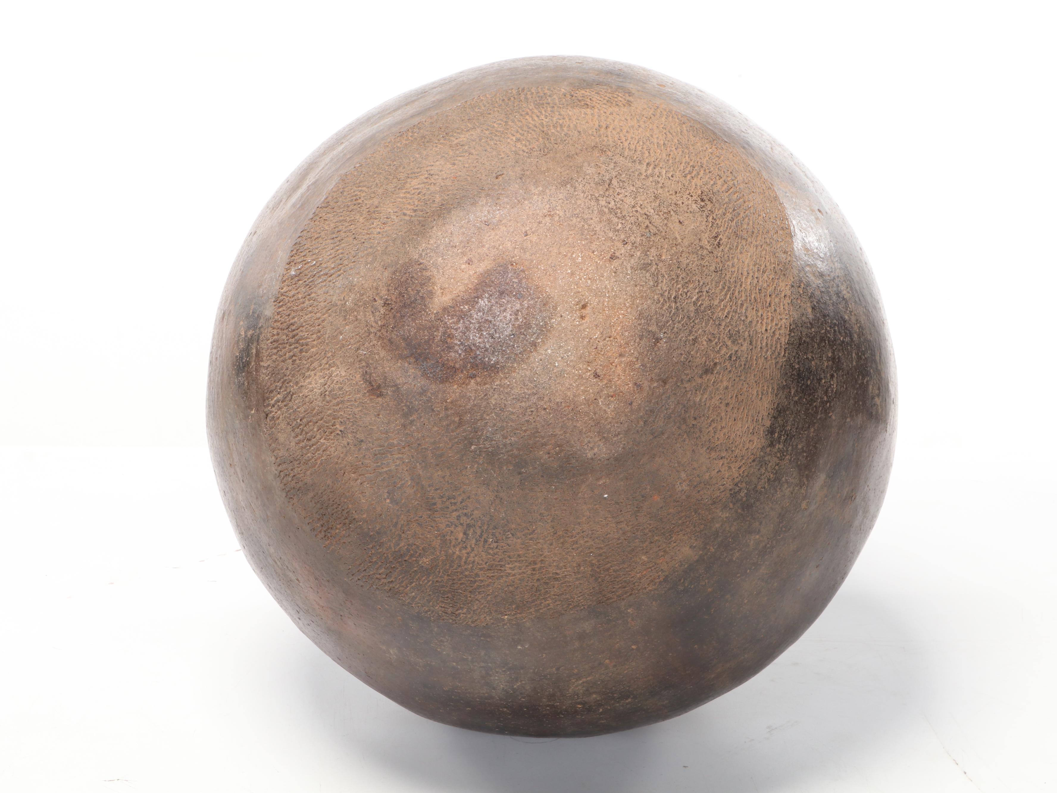 Lobi Burkina Faso Terracotta Pot, Early 20th Century