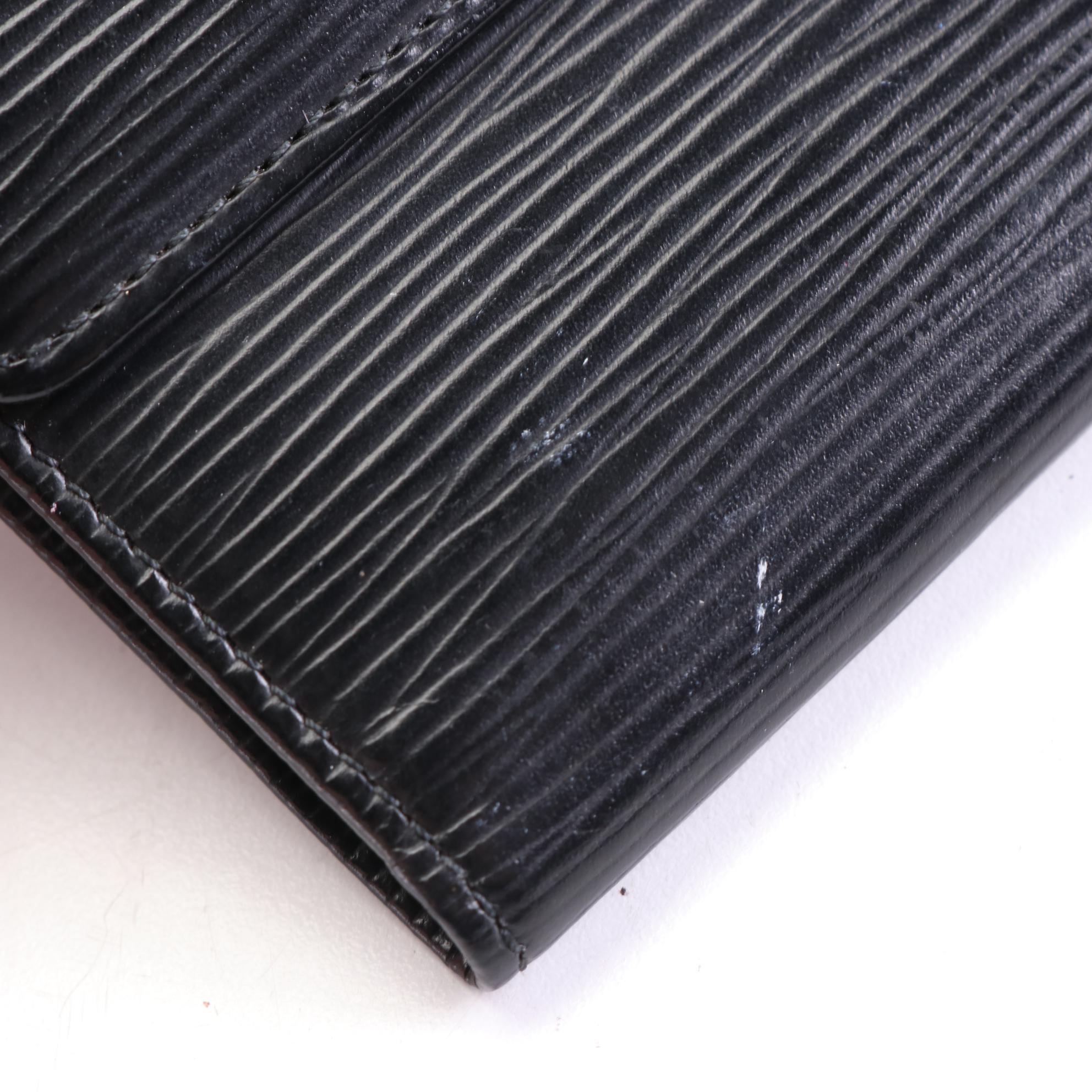 Louis Vuitton Porte-Tresór International Wallet in Black Epi Leather