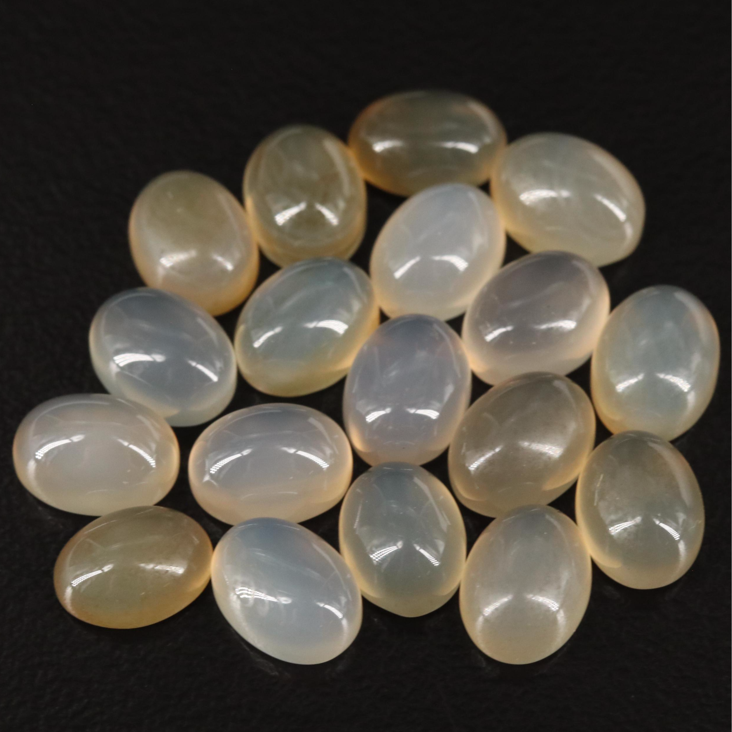 Loose 28.73 CTW Moonstone