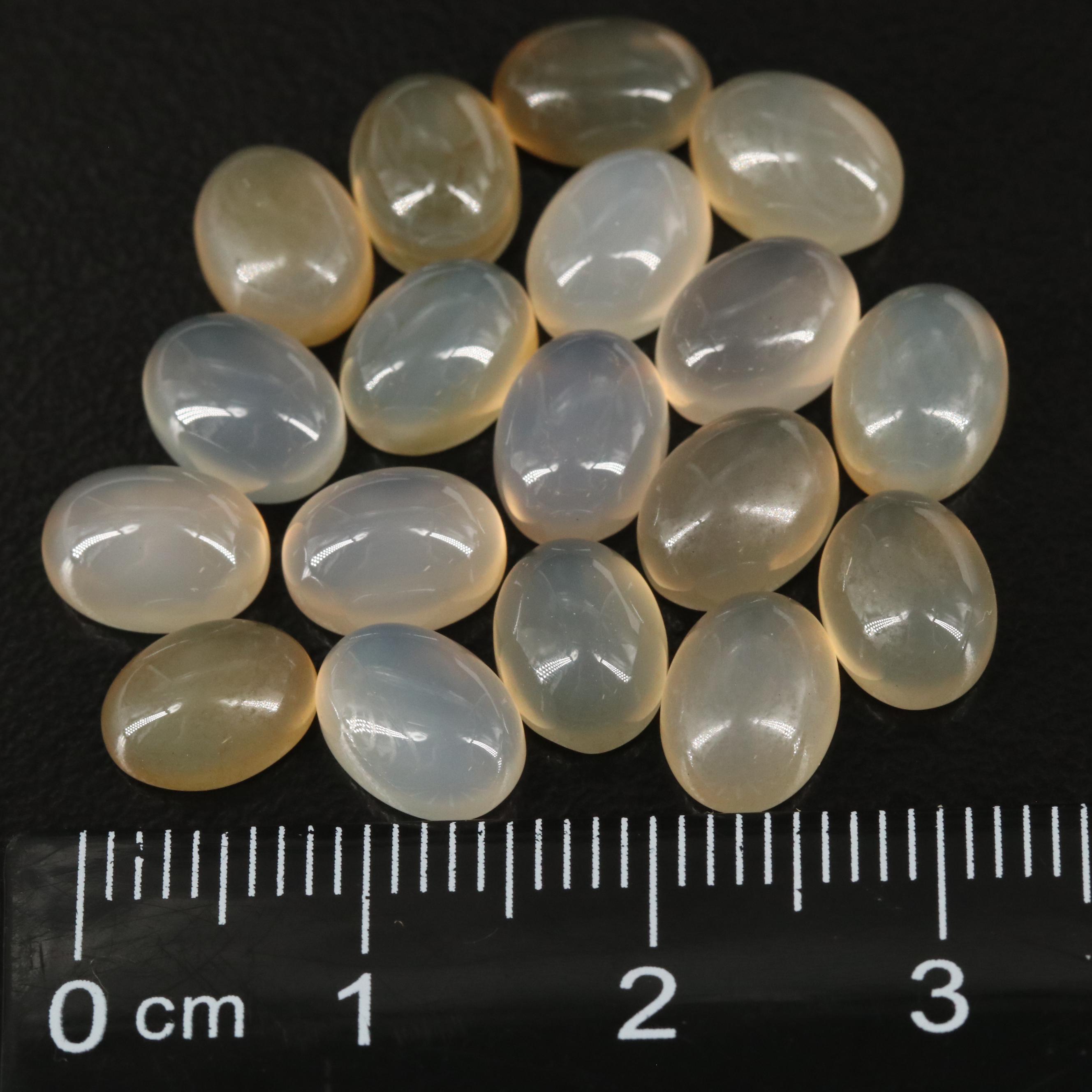 Loose 28.73 CTW Moonstone