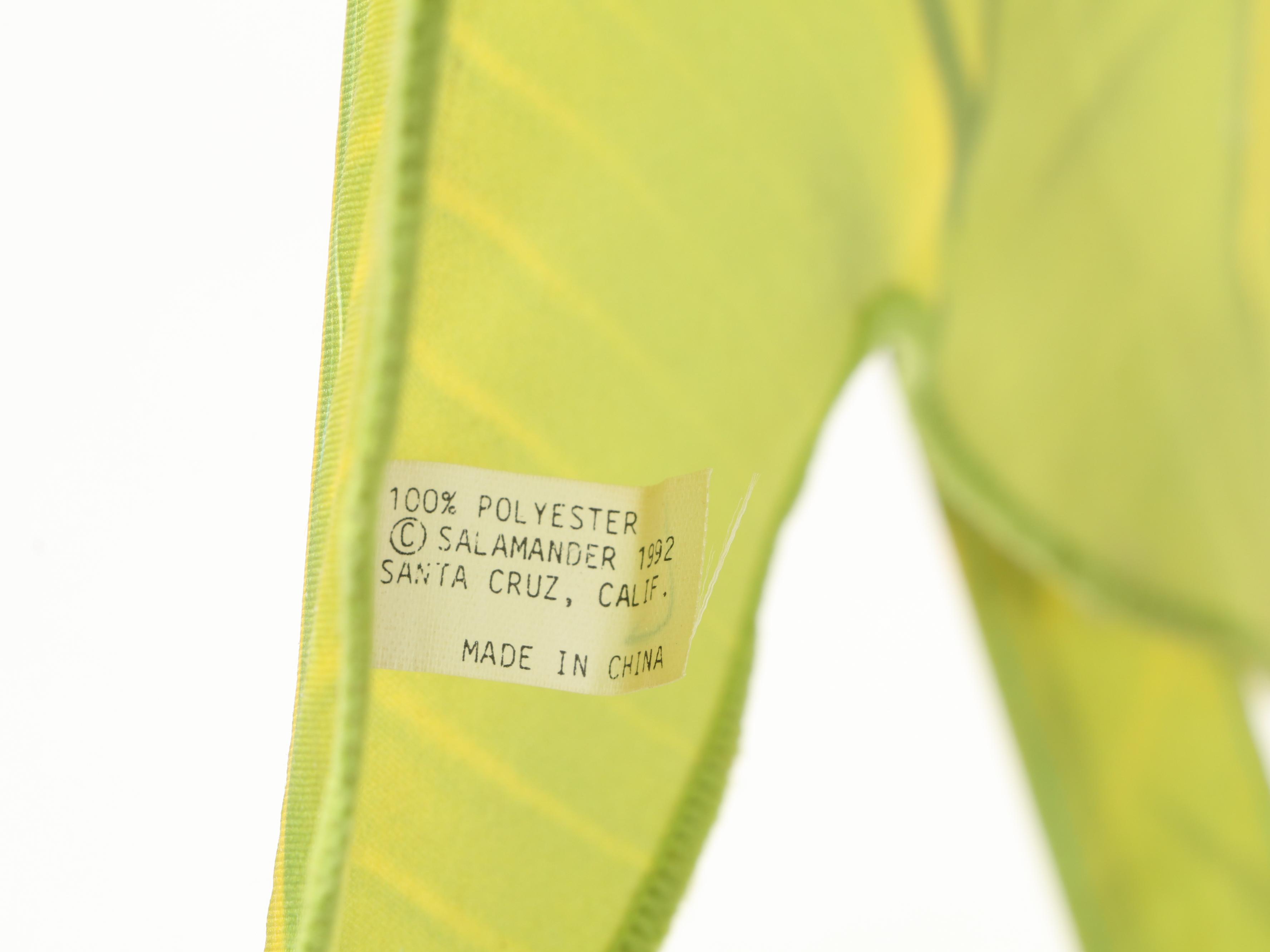 Carved Oak Cane with Wooden Walking Stick and Cane-Handle Umbrella