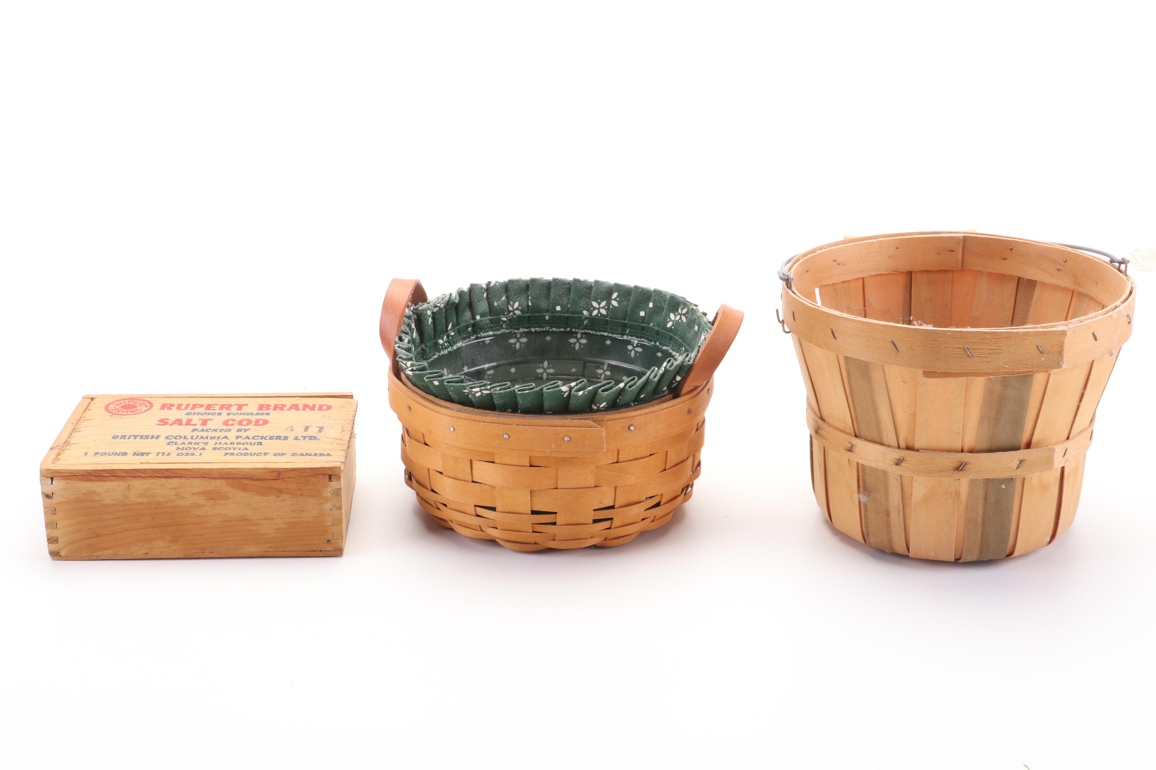 Columbus Washboard Co. Washboard with Other Chamber Pot and Home Supplies