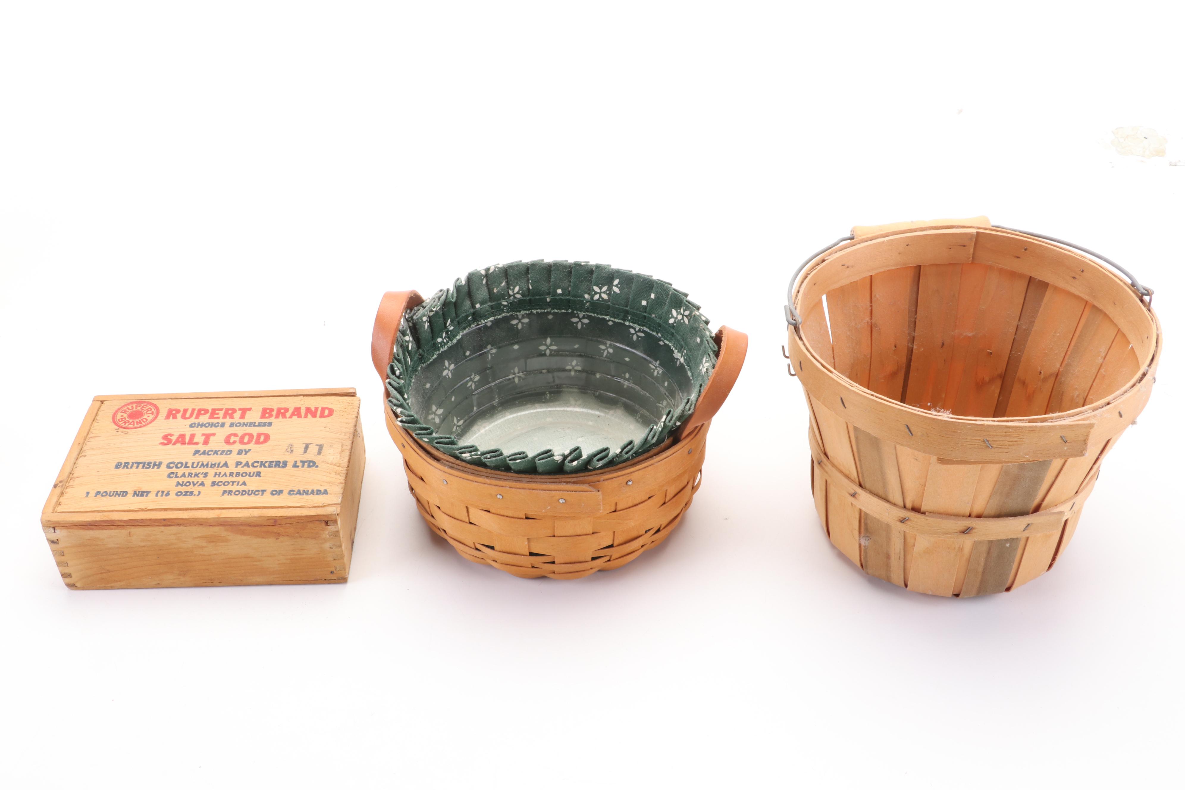 Columbus Washboard Co. Washboard with Other Chamber Pot and Home Supplies