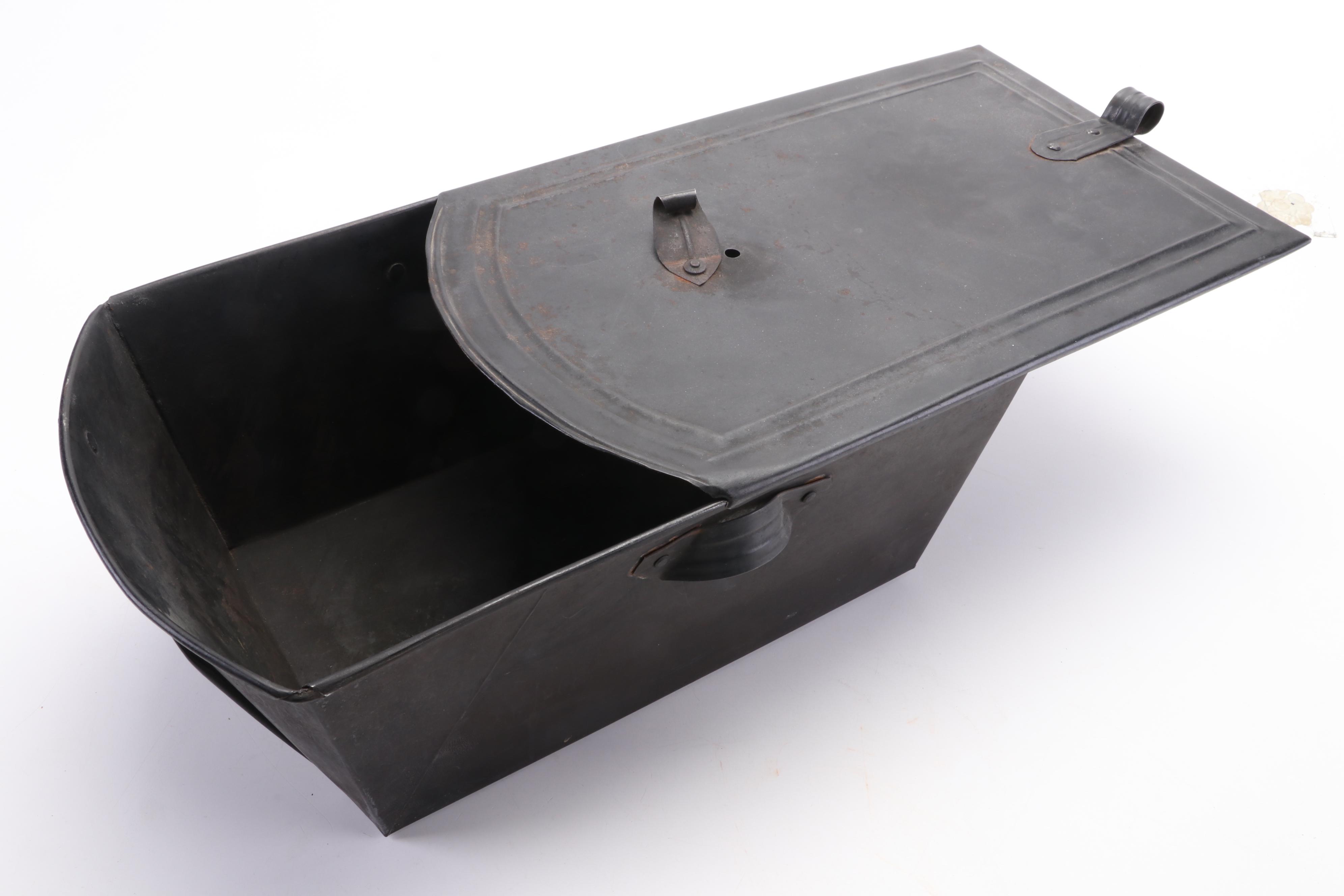 Boss Roaster Mfg. Co. Metal Baker, Late 19th/Early 20th Century