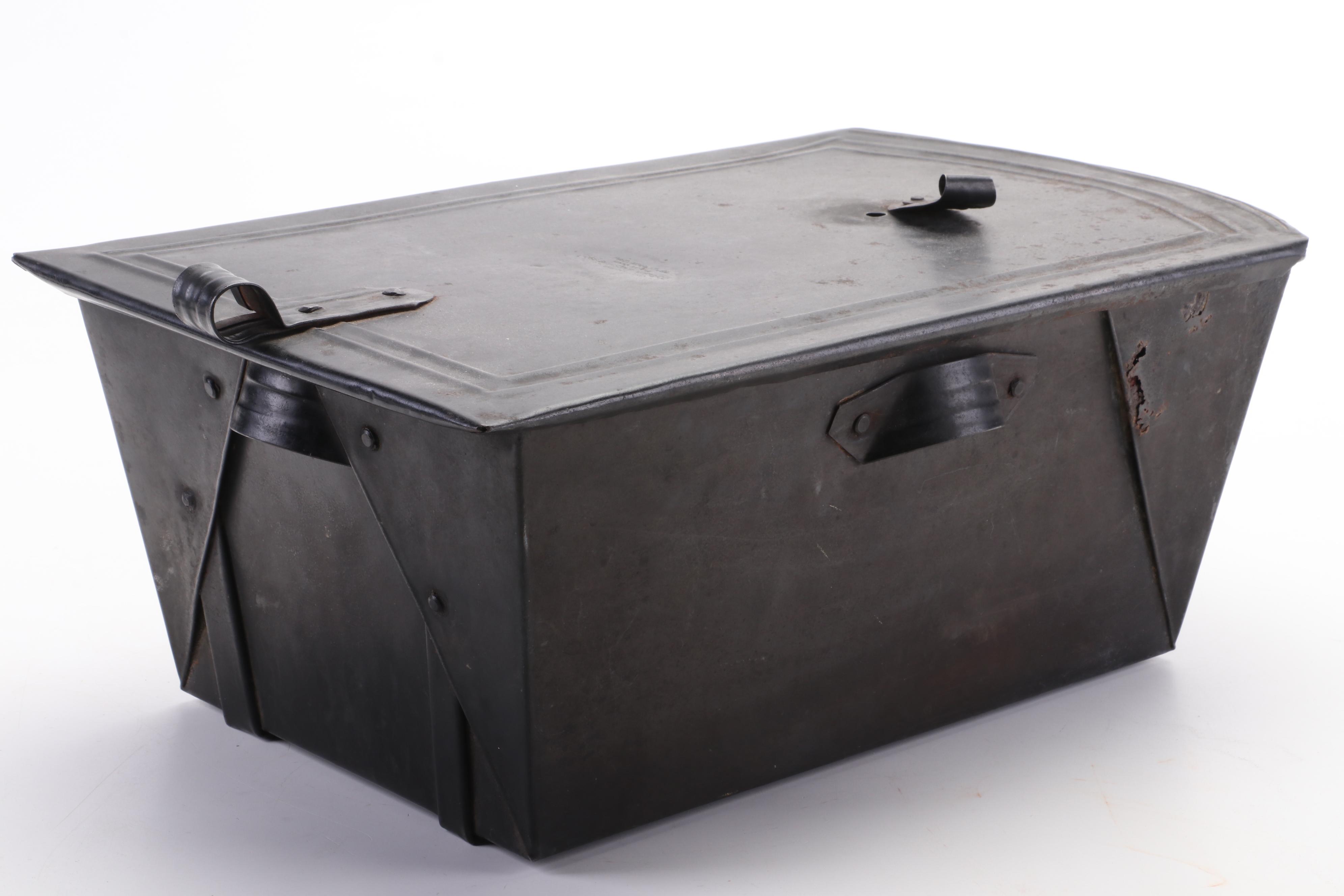 Boss Roaster Mfg. Co. Metal Baker, Late 19th/Early 20th Century