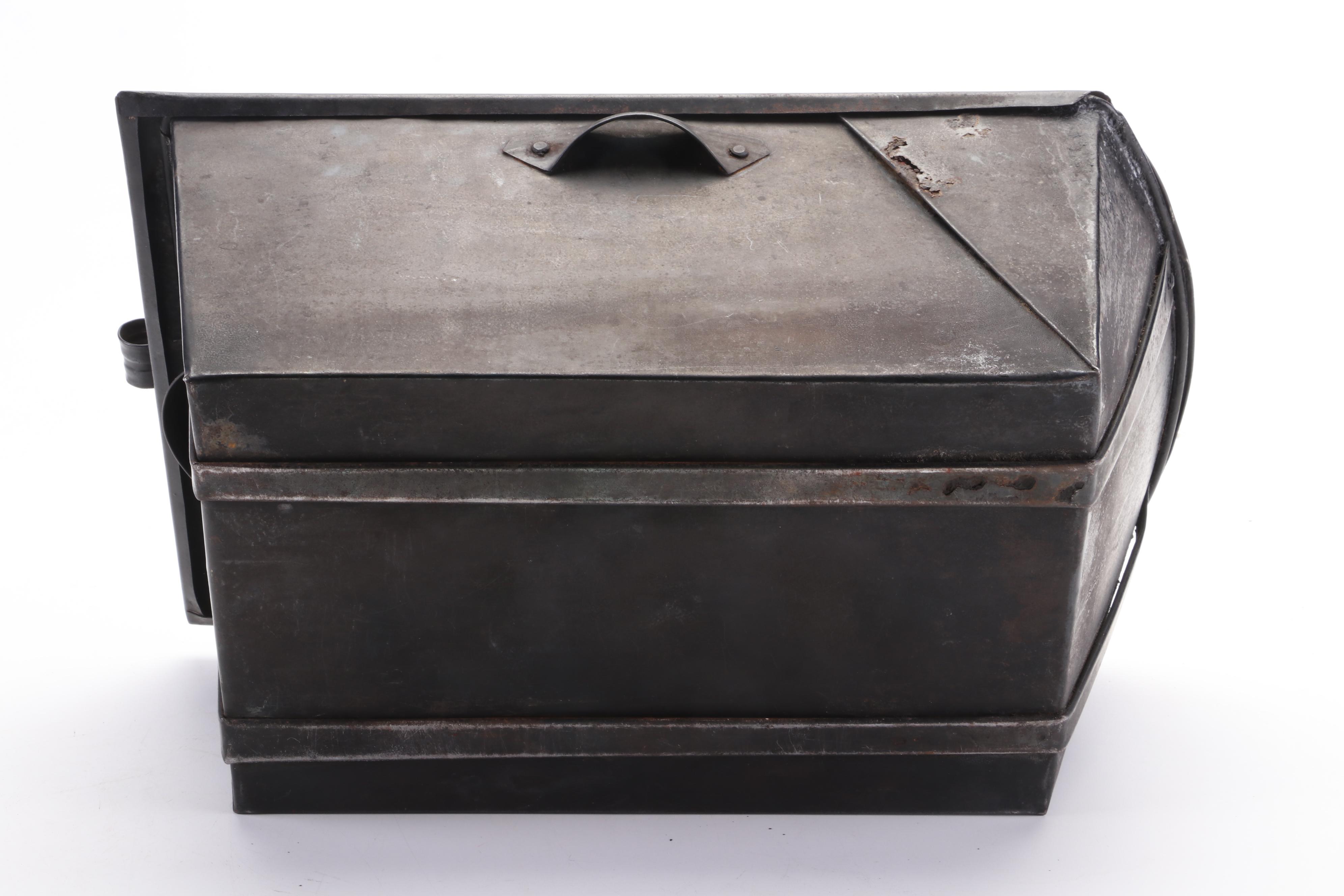 Boss Roaster Mfg. Co. Metal Baker, Late 19th/Early 20th Century