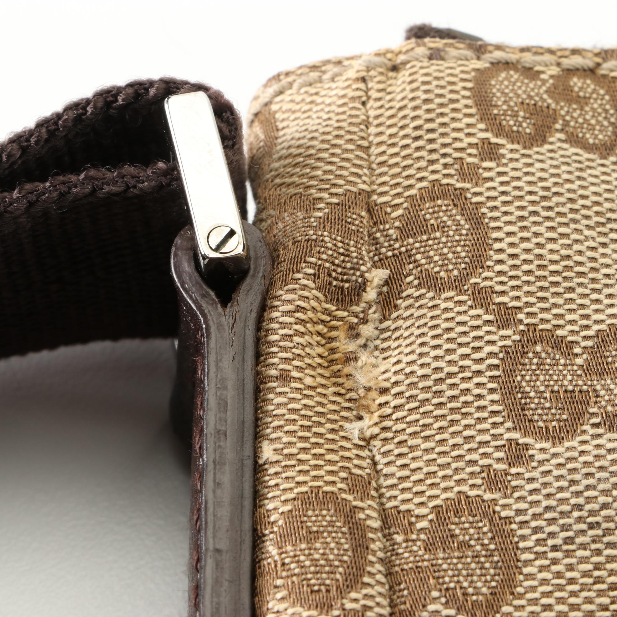 Gucci Crossbody Bag in GG Canvas and Leather