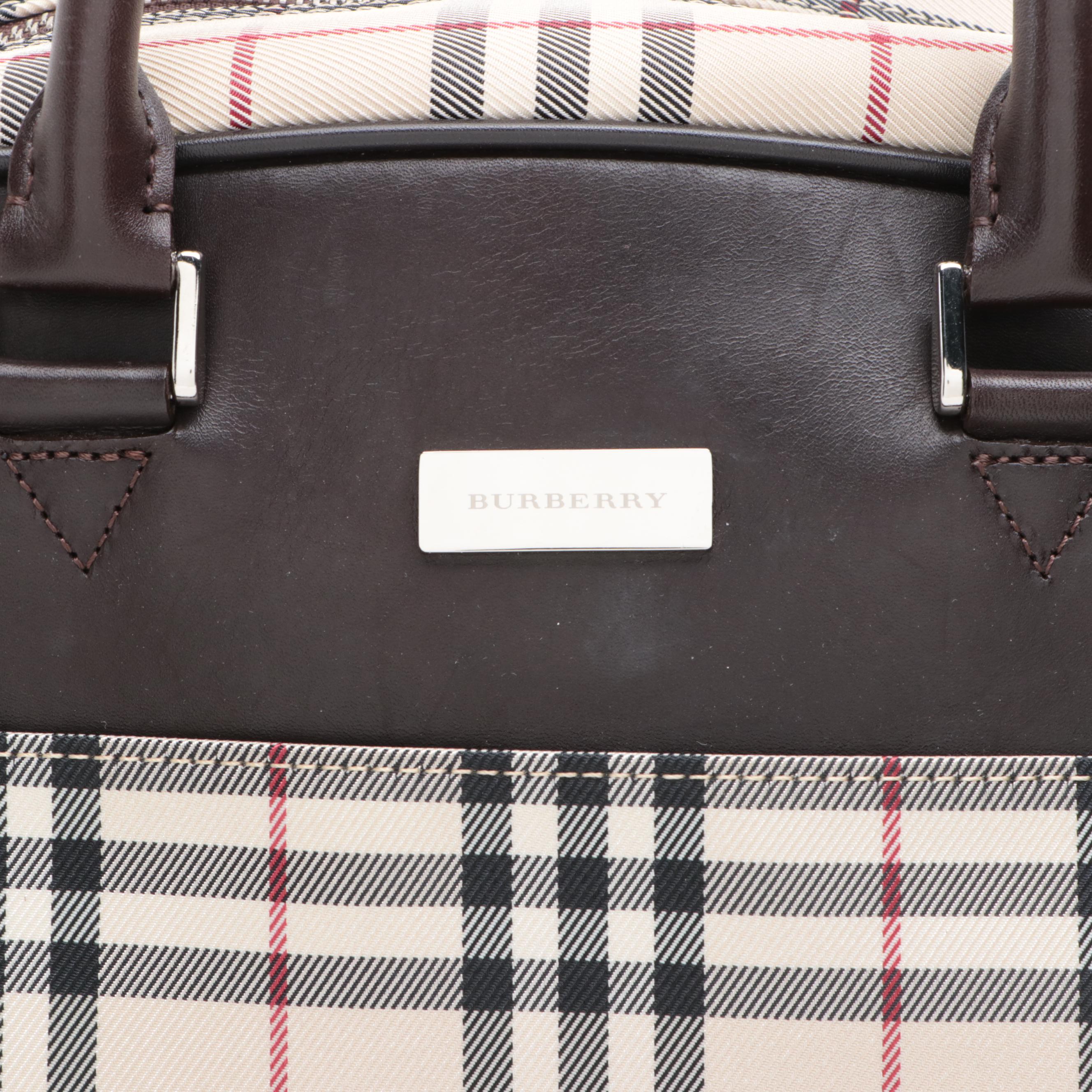 Burberry House Check Weekender Bag