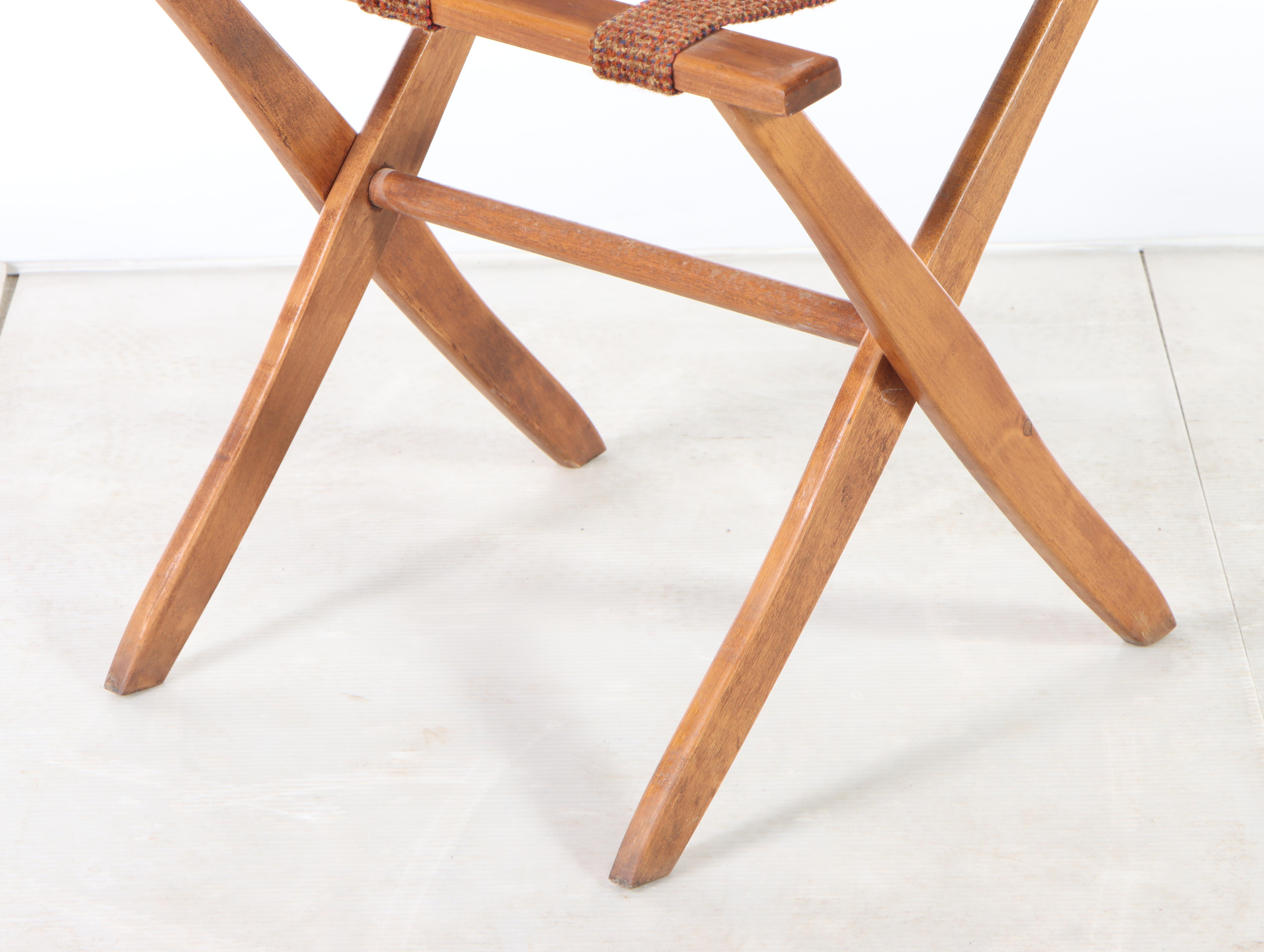 Rural Retreat Furnishings Slatted Wood Folding Luggage Rack, Late 20th Century