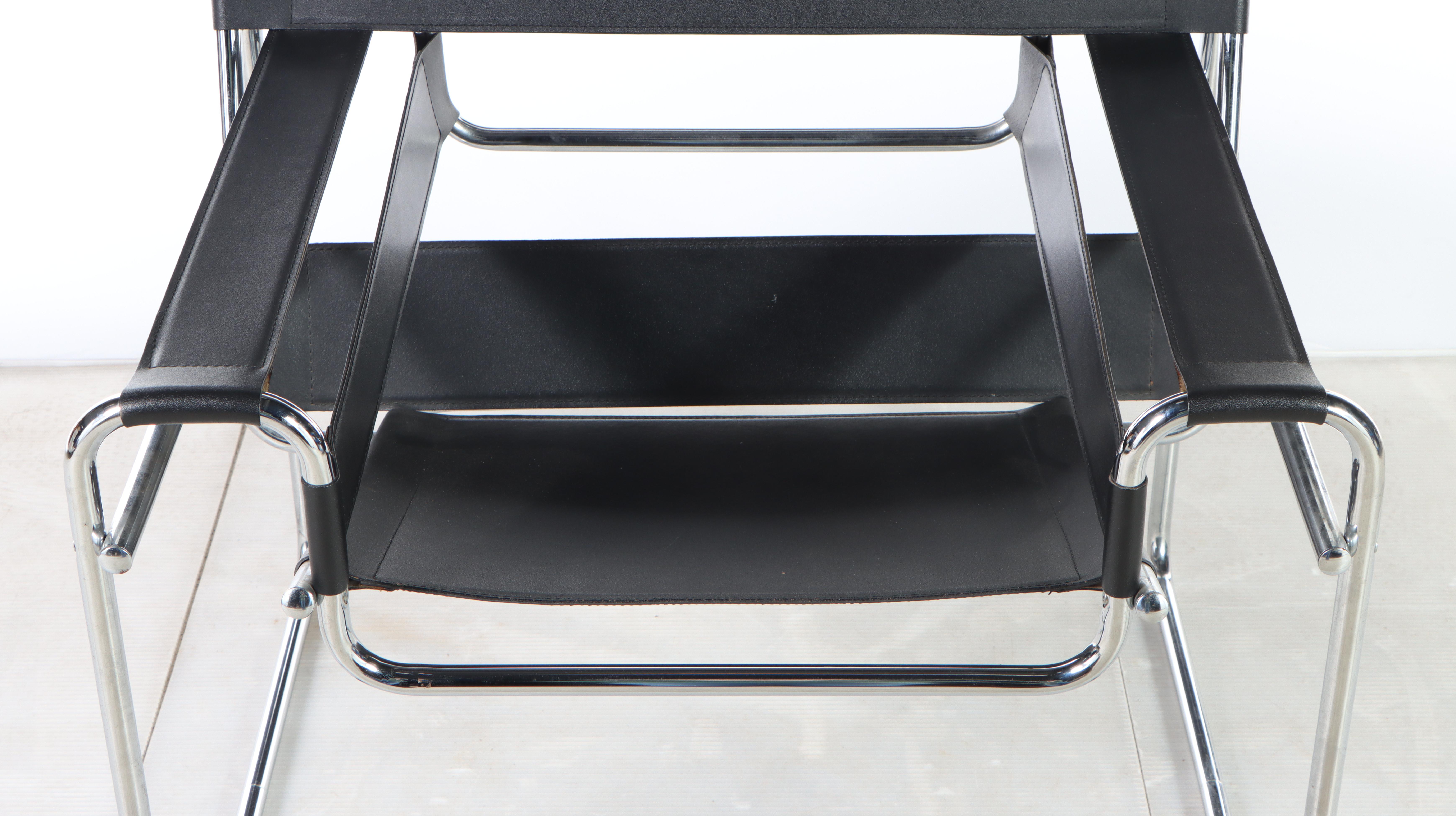 Wassily Chair in Chrome and Leather After a Design by Marcel Breuer
