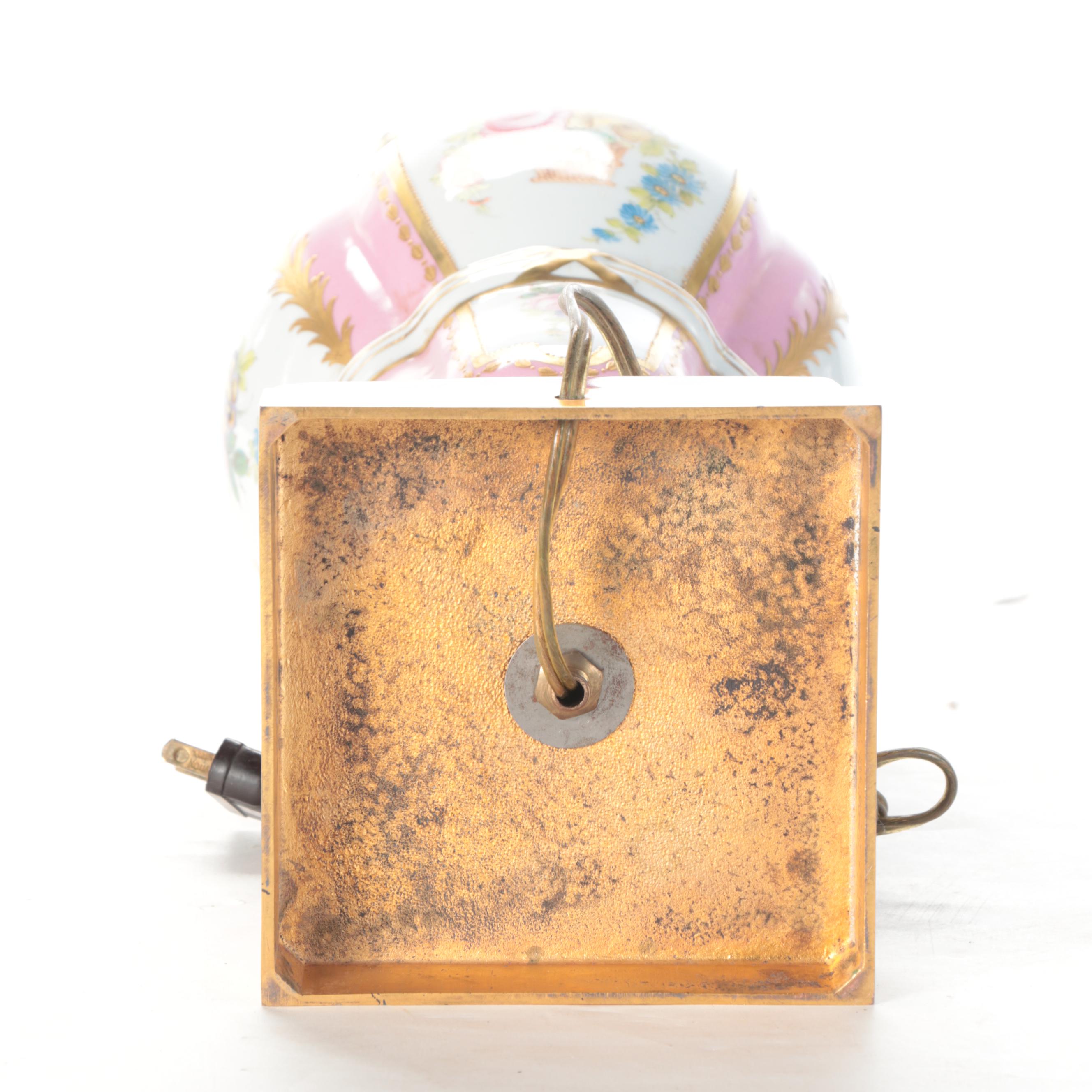 Victorian Style Porcelain Hand-Painted Vase Table Lamp, Mid-20th Century