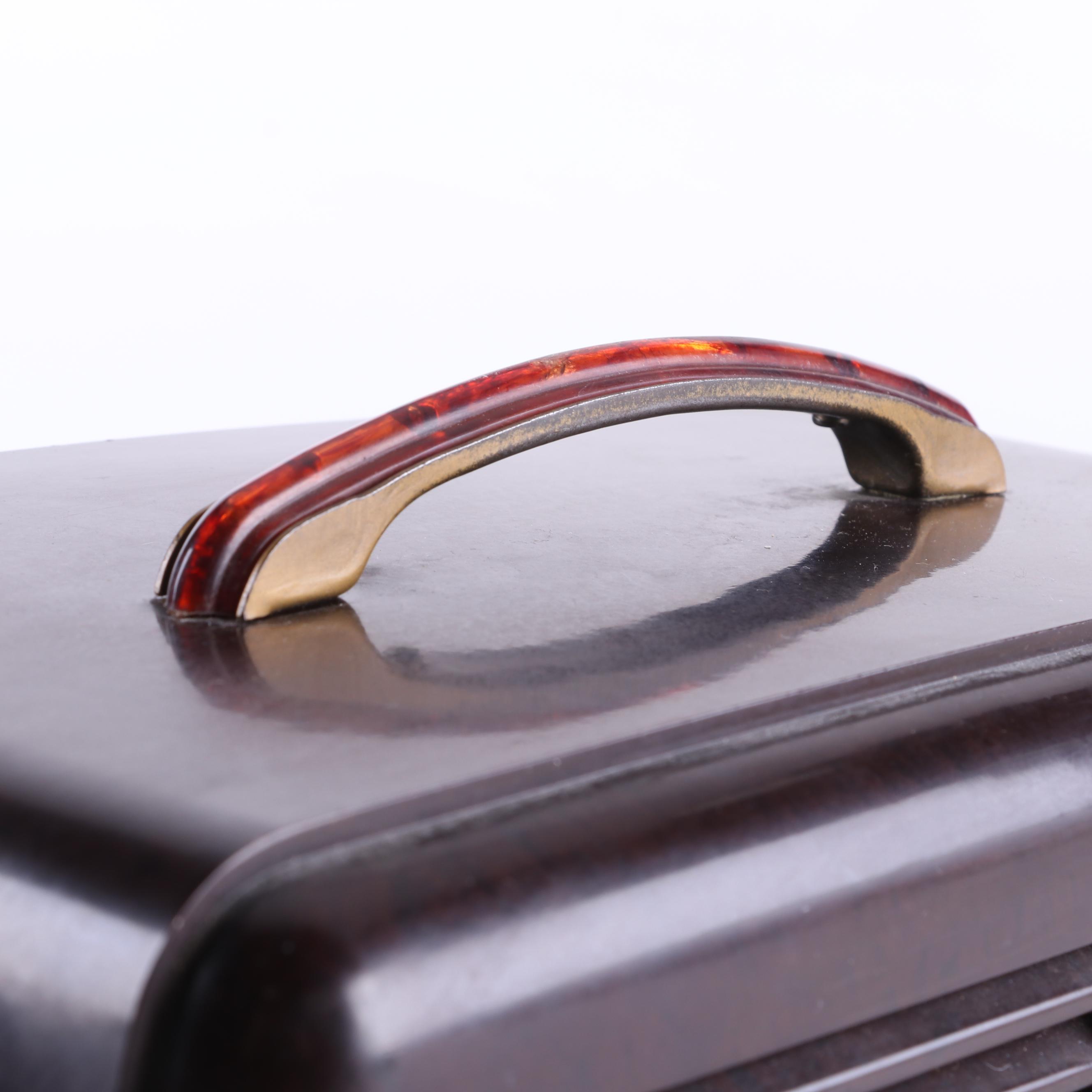 Zenith and Airline Bakelite and Plastic Table Top Radios, Early to Mid-20th C