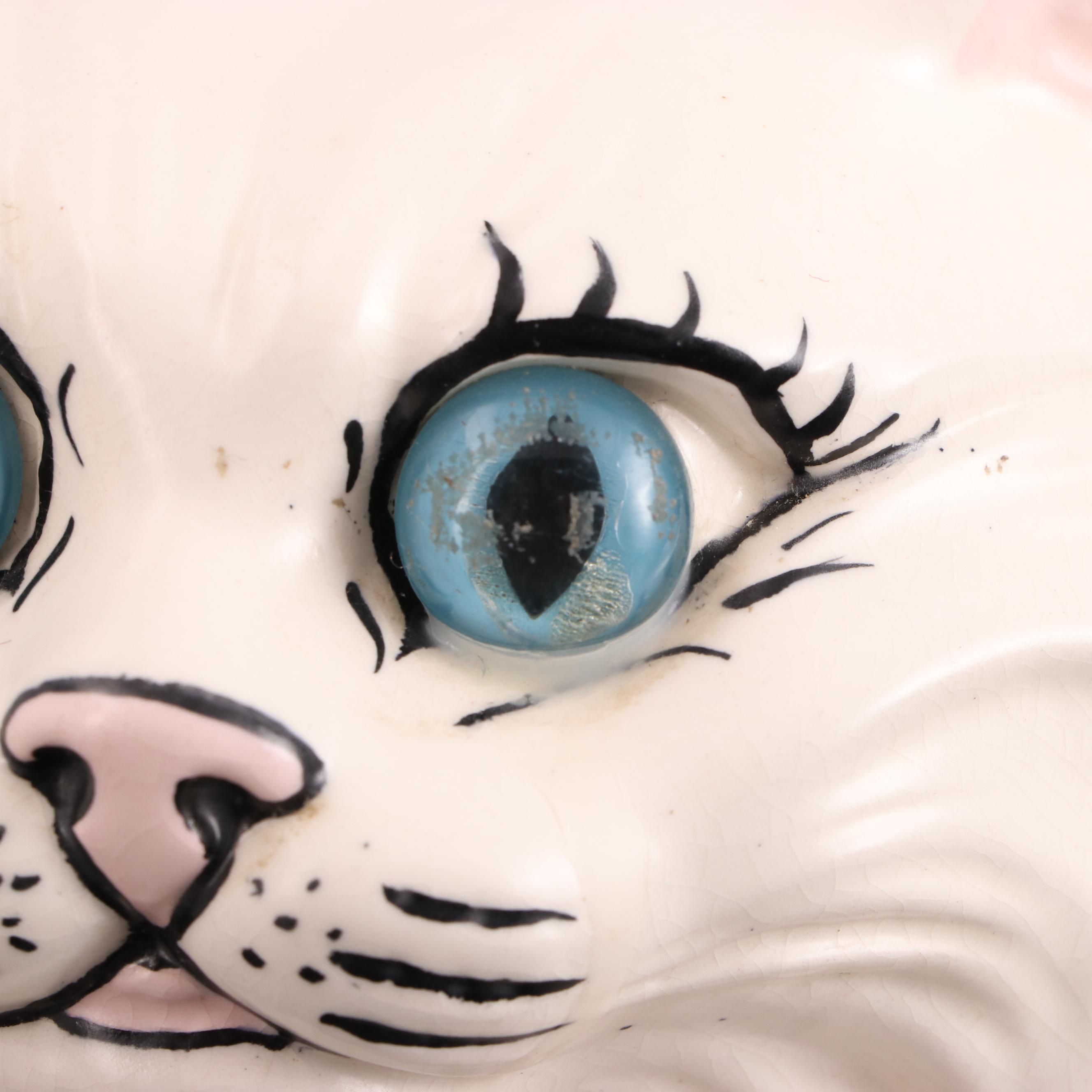 Ceramic Persian Cat Figurine, Mid to Late 20th Century