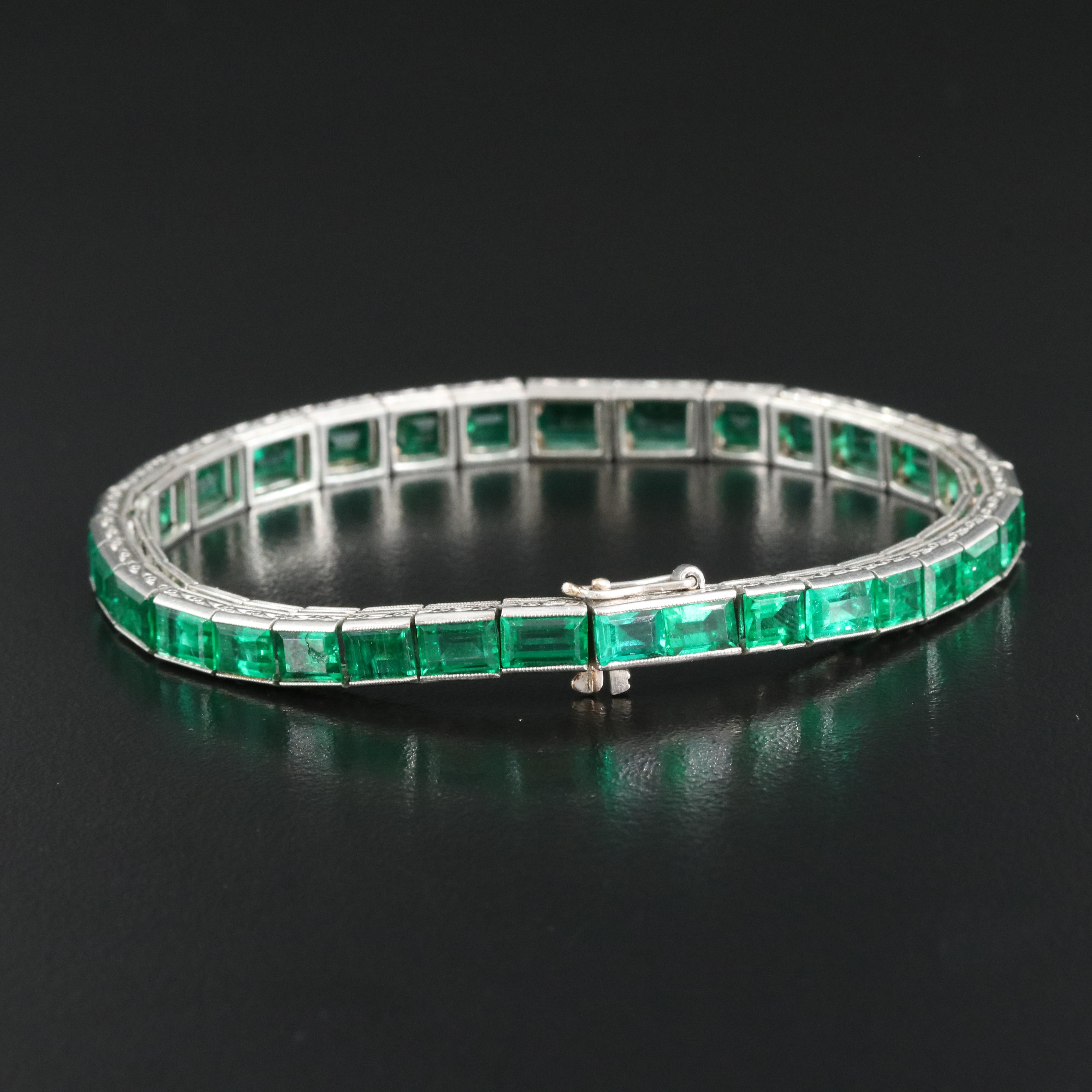 Art Deco Platinum 18.00 CTW Emerald Line Bracelet