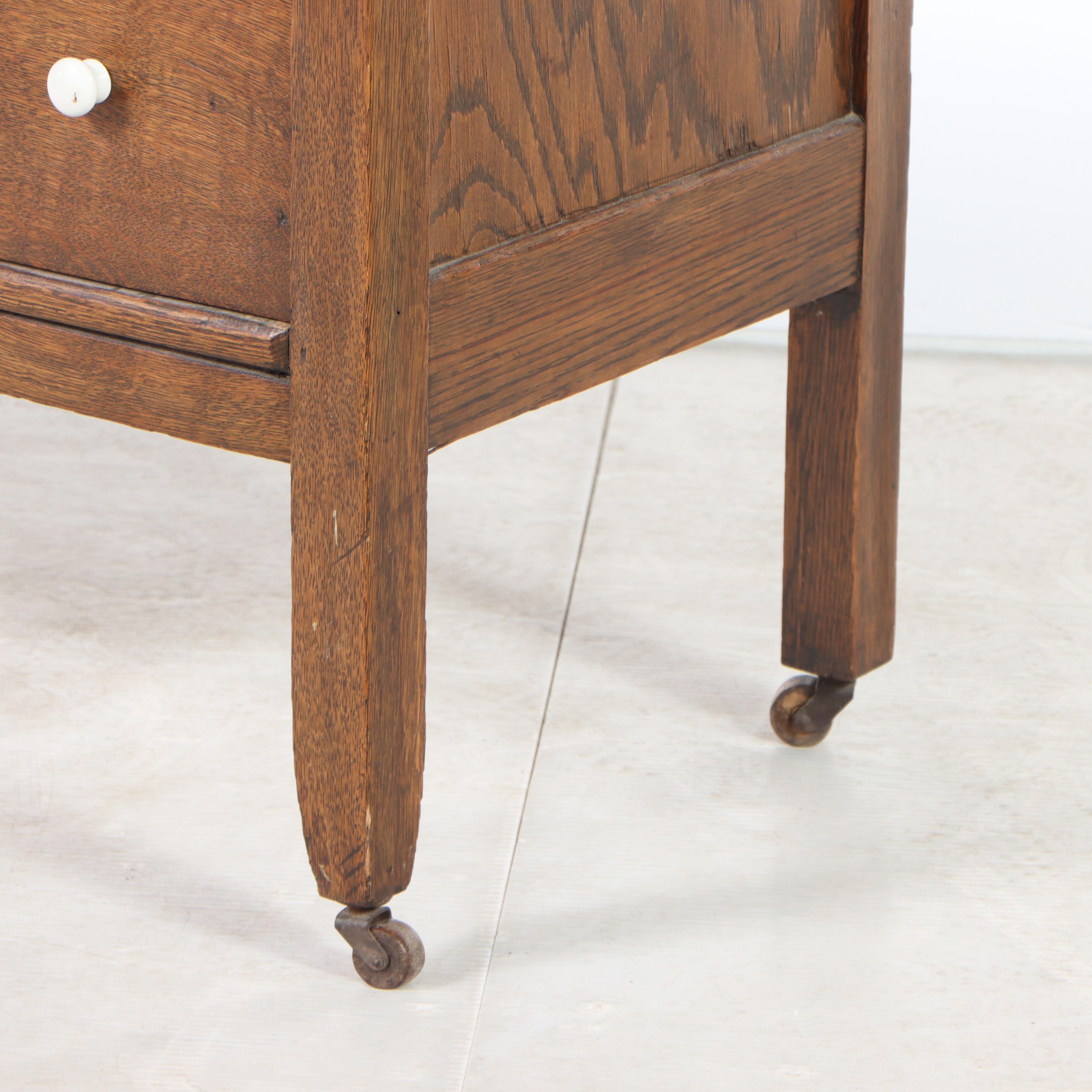 Late Victorian Oak Four-Drawer Dresser, Late 19th/Early 20th Century