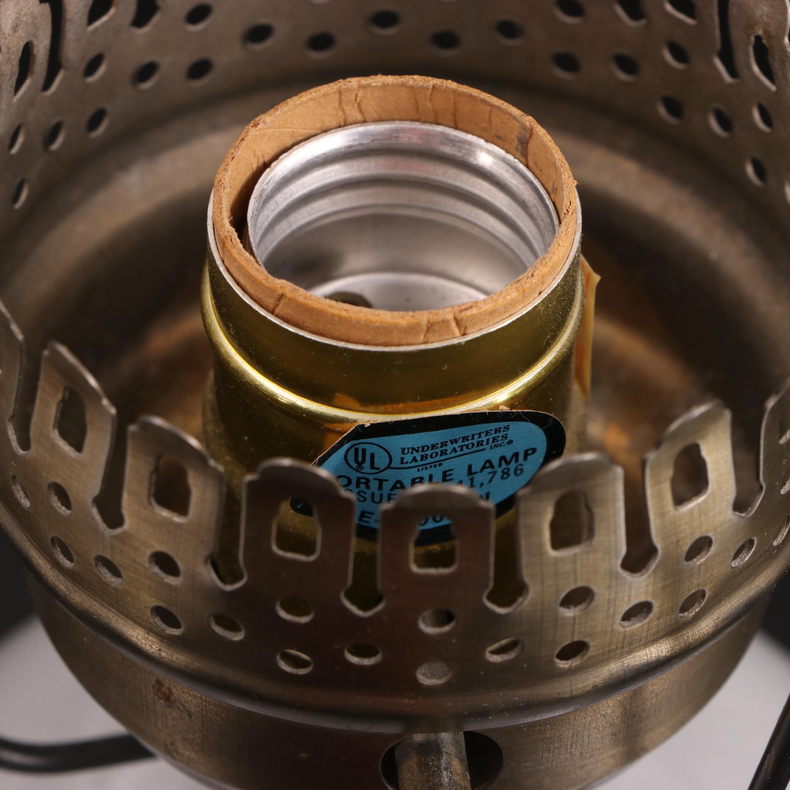 Accurate Castings Victorian Style Parlor Lamp With Etched Satin Glass Shade