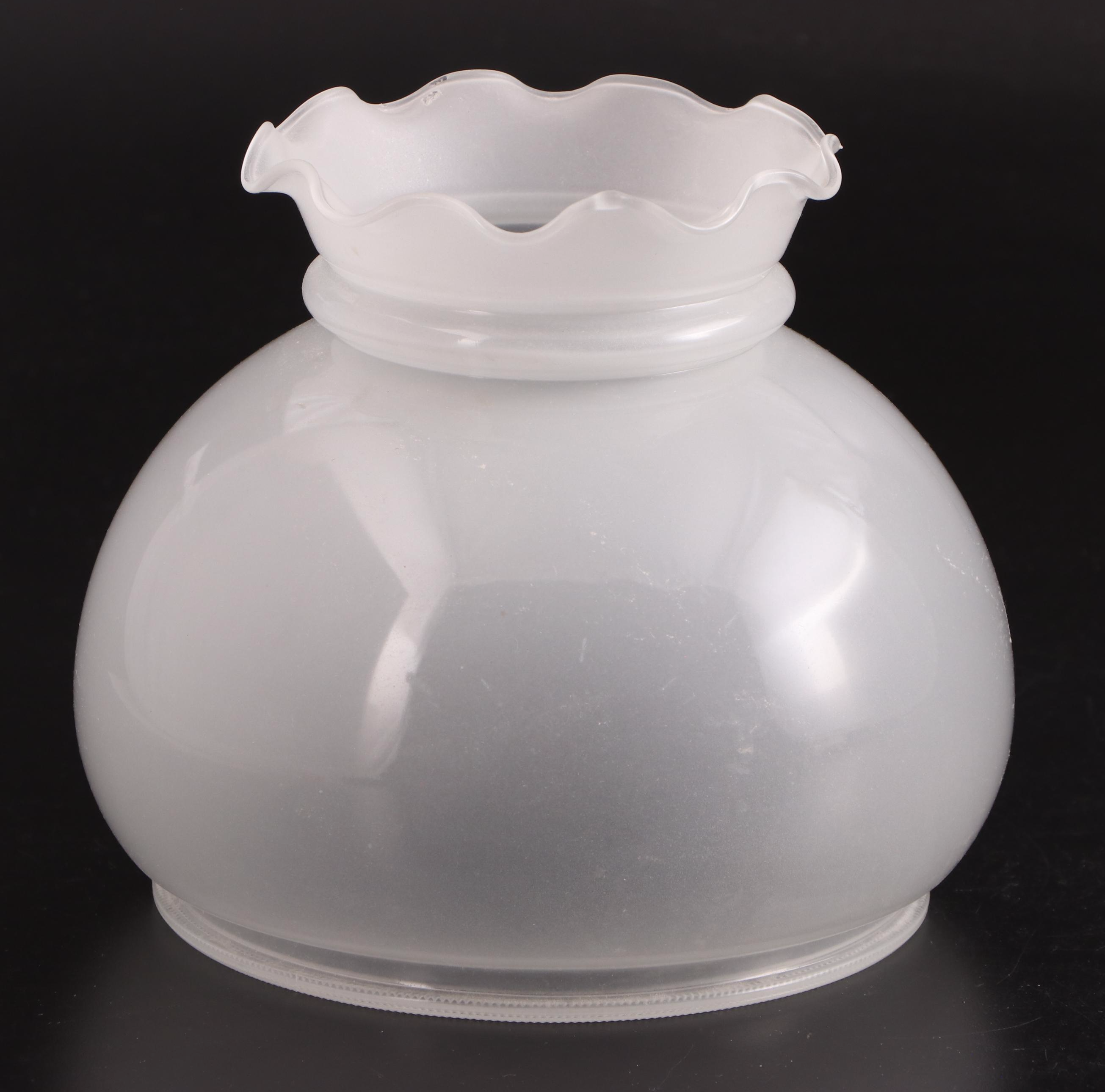 Accurate Castings Victorian Style Parlor Lamp With Etched Satin Glass Shade