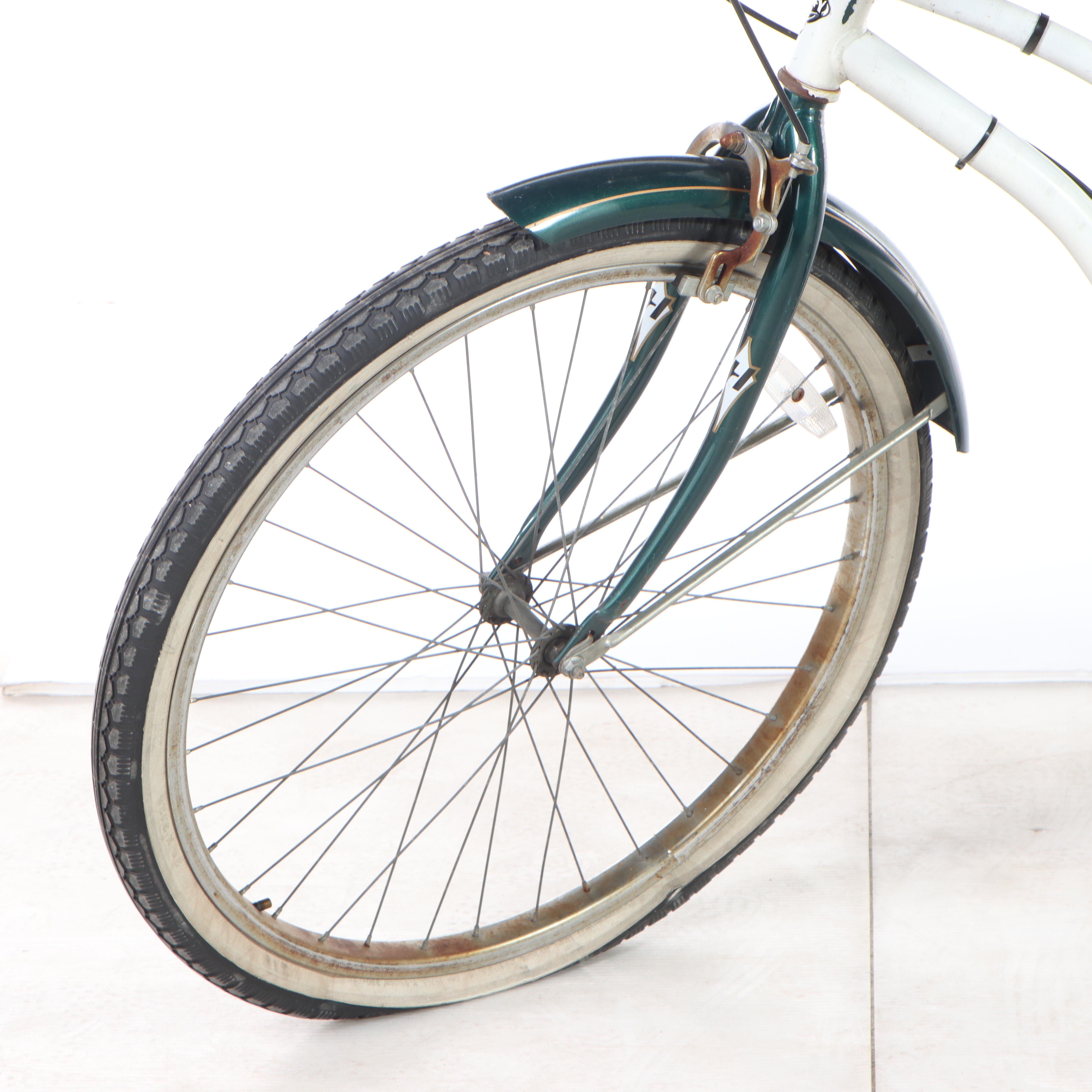 Huffy Women's "Cause Way" 6-Speed Cruiser Bicycle, Late 20th Century