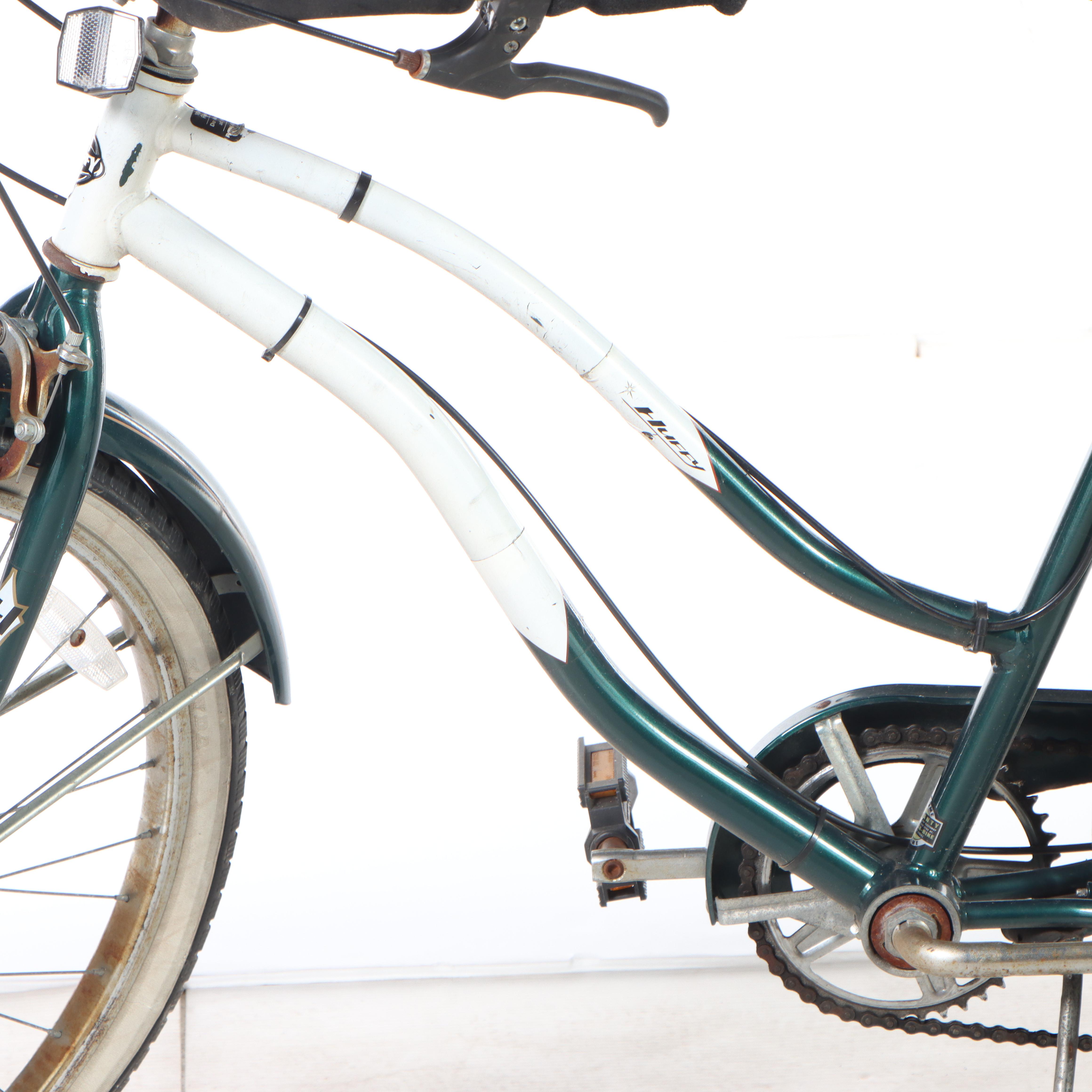 Huffy Women's "Cause Way" 6-Speed Cruiser Bicycle, Late 20th Century