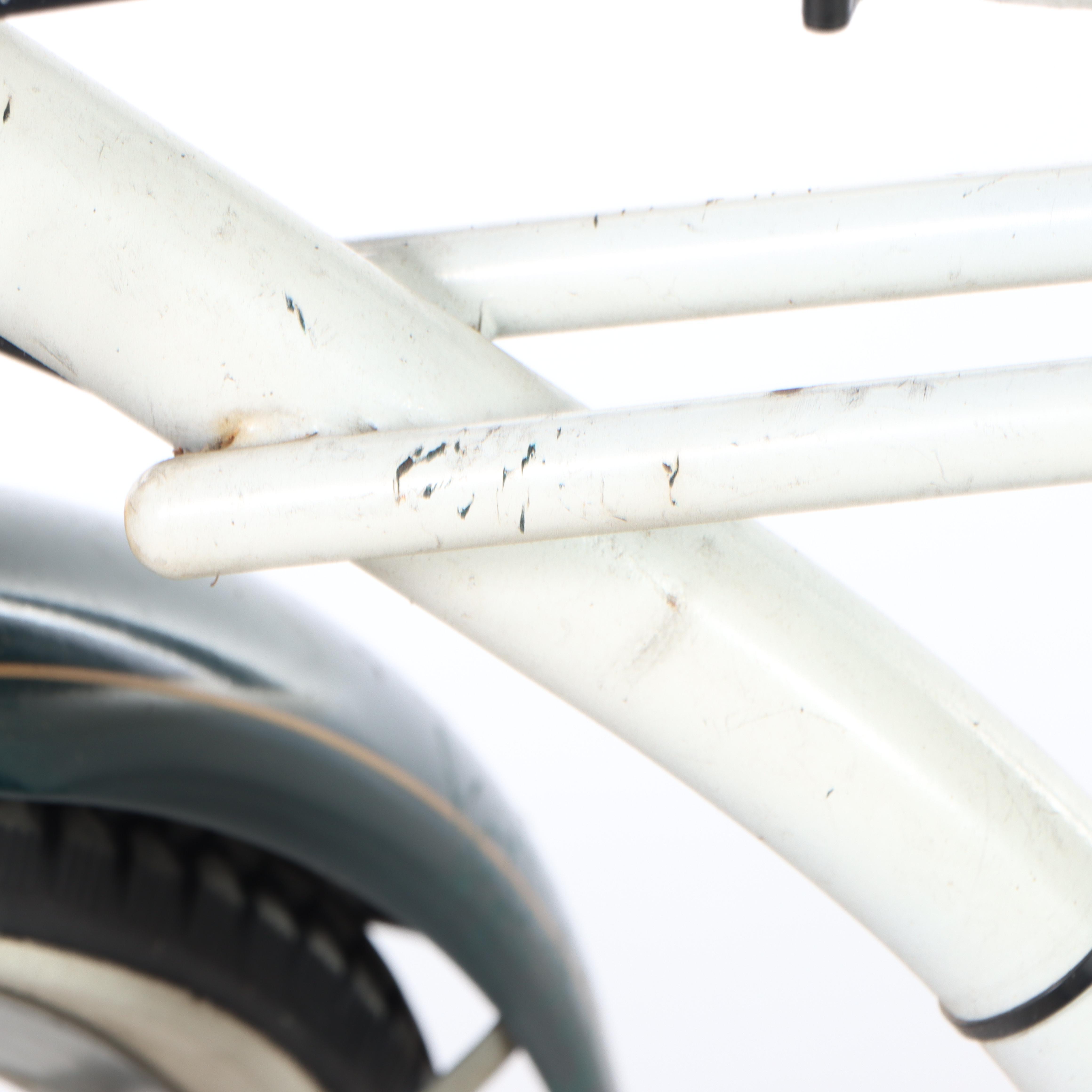 Huffy Men's "Cause Way" 6-Speed Cruiser Bicycle