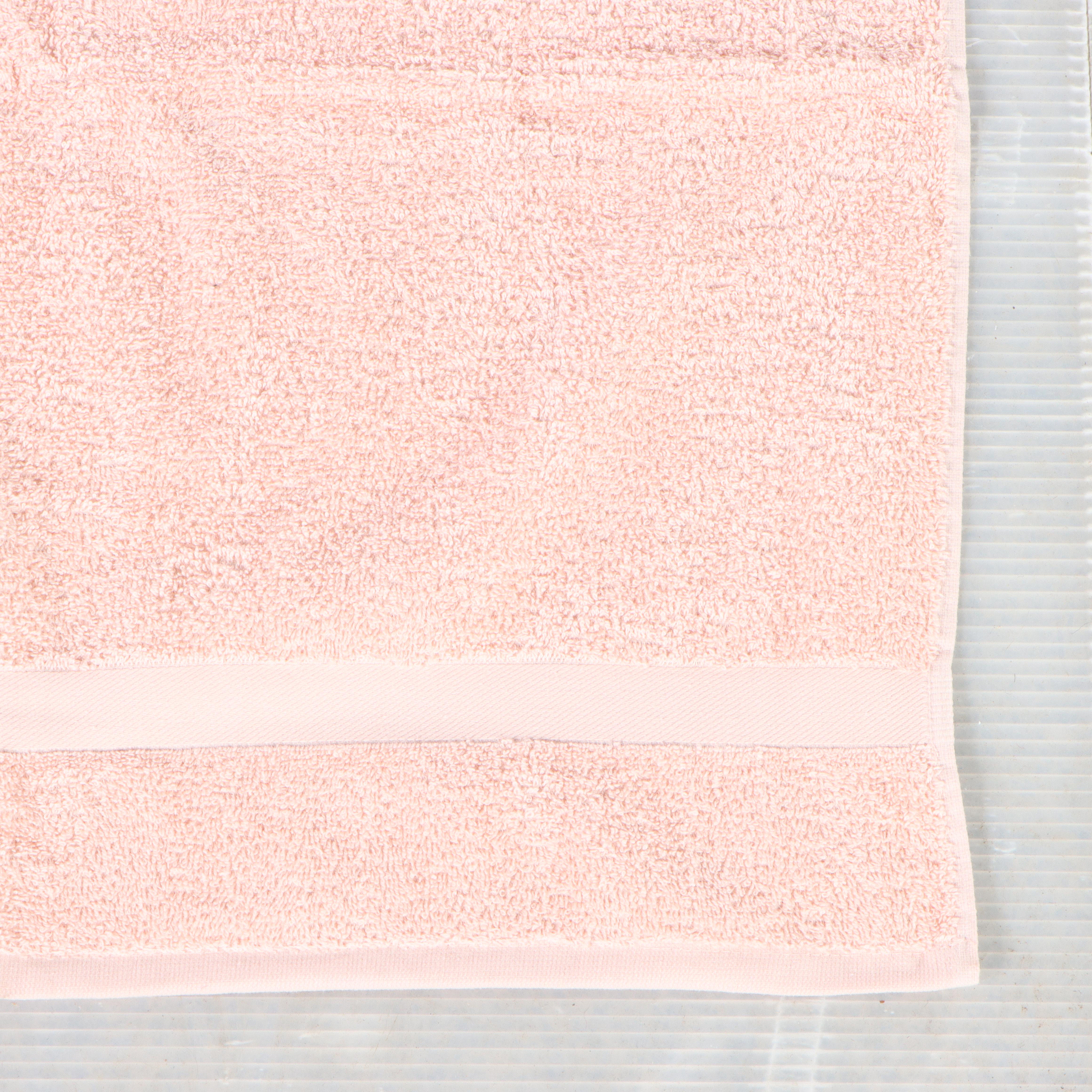 Ten Room Essentials Peach Bath Towels