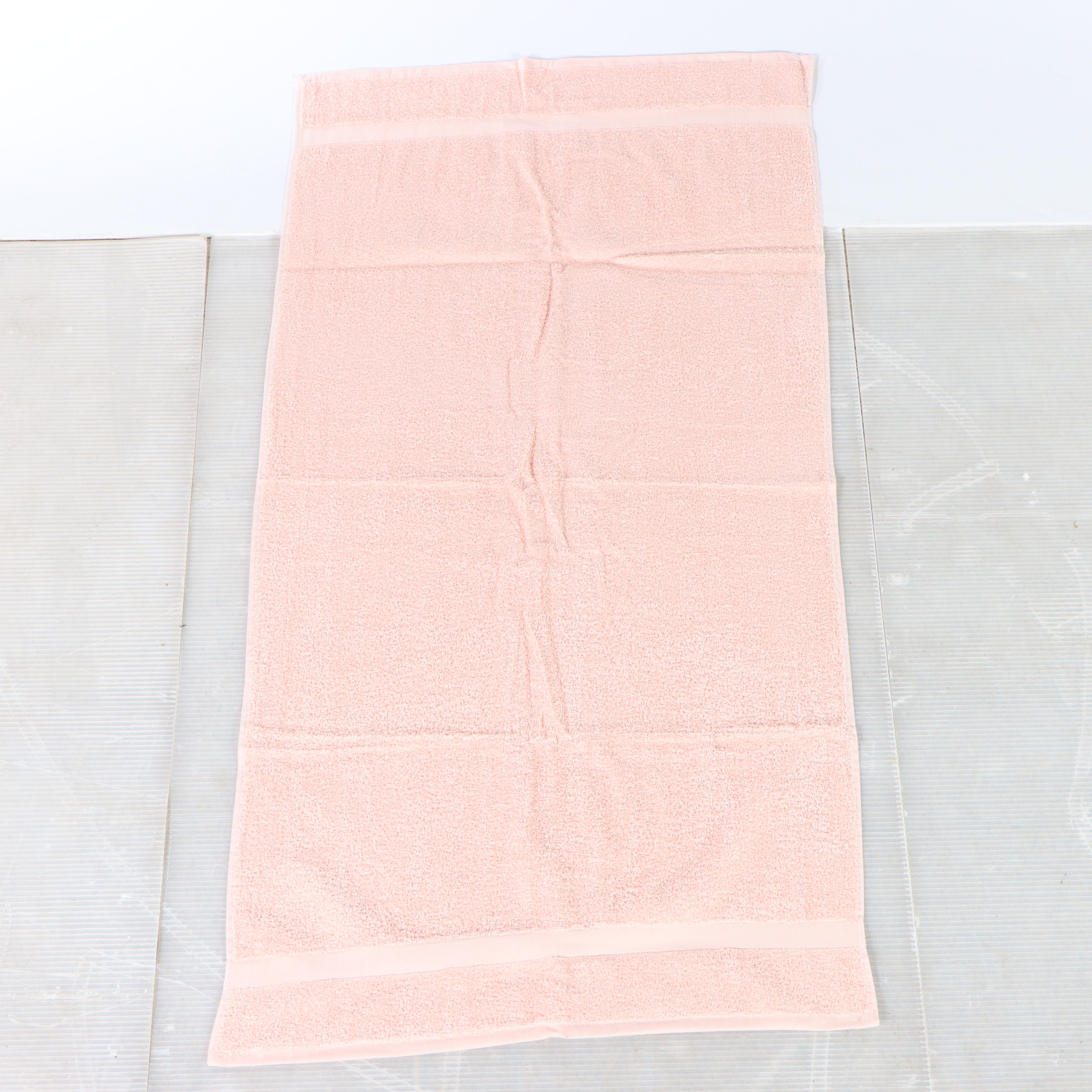 Ten Room Essentials Peach Bath Towels