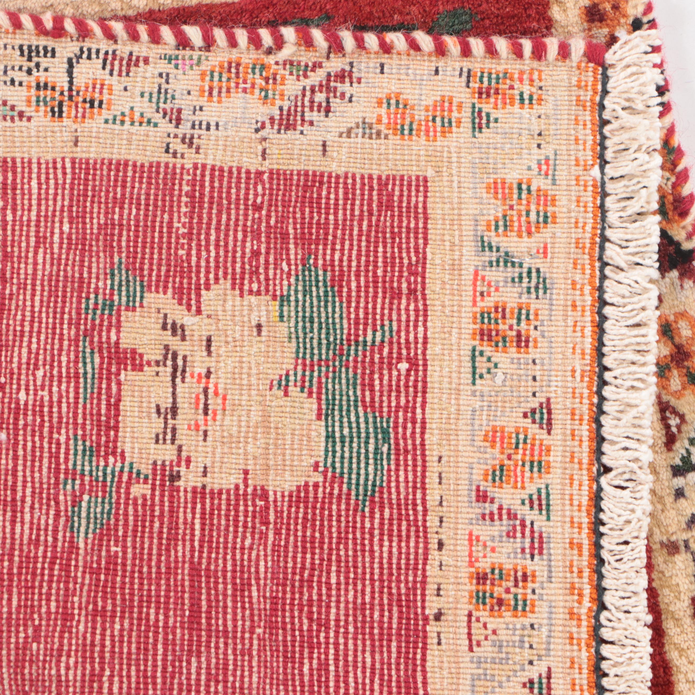 1'10 x 1'11 Hand-Knotted Persian Qashqai Pictorial Floor Mat