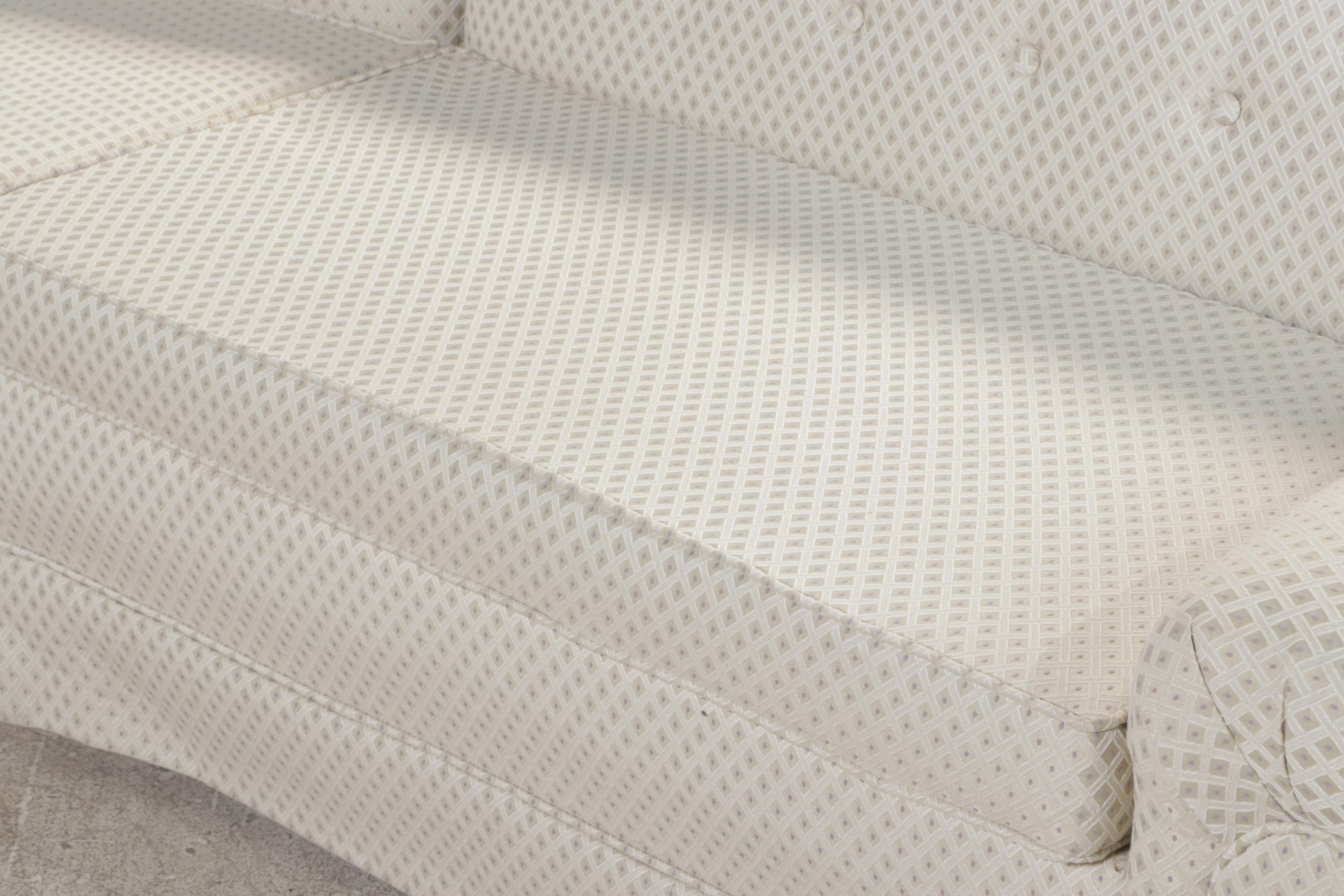 Three-Piece Flexsteel Mid Century Modern Buttoned-Down Sectional Sofa