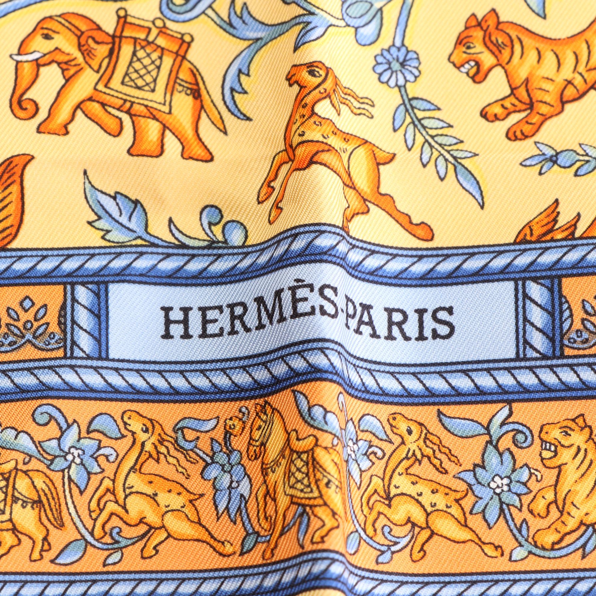 Hermès ''Chasse en Inde'' Scarf 90 in Silk Twill