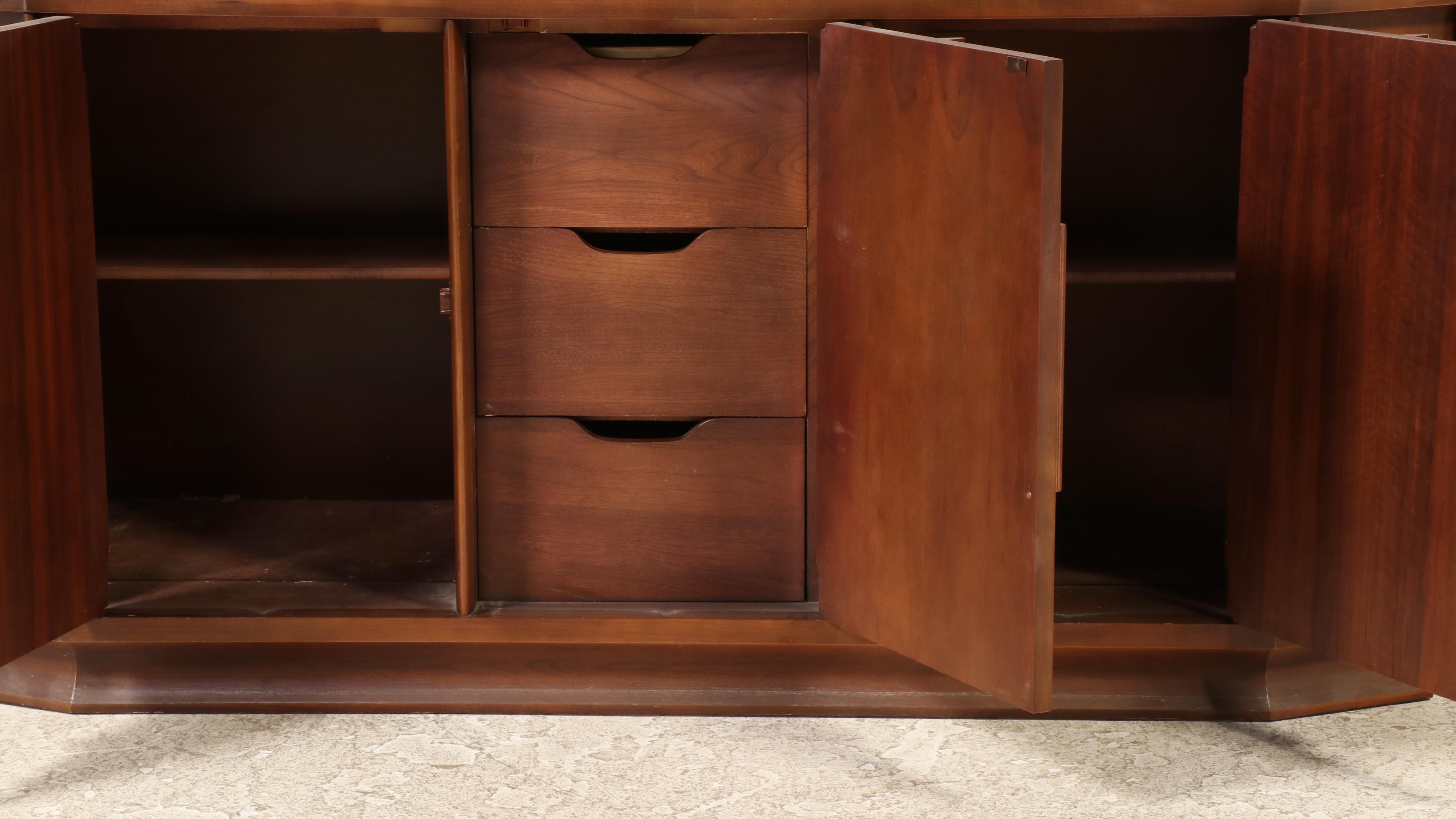 Kent-Coffey "Perspecta" Mid Century Modern Walnut Credenza