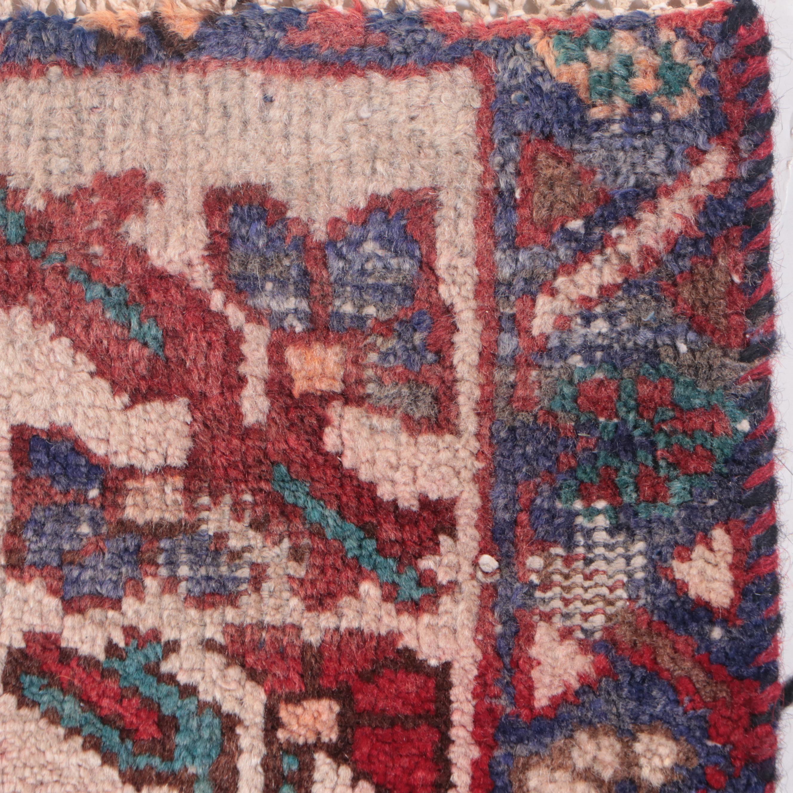 5'1 x 9'8 Hand-Knotted Persian Bakhshayesh Area Rug