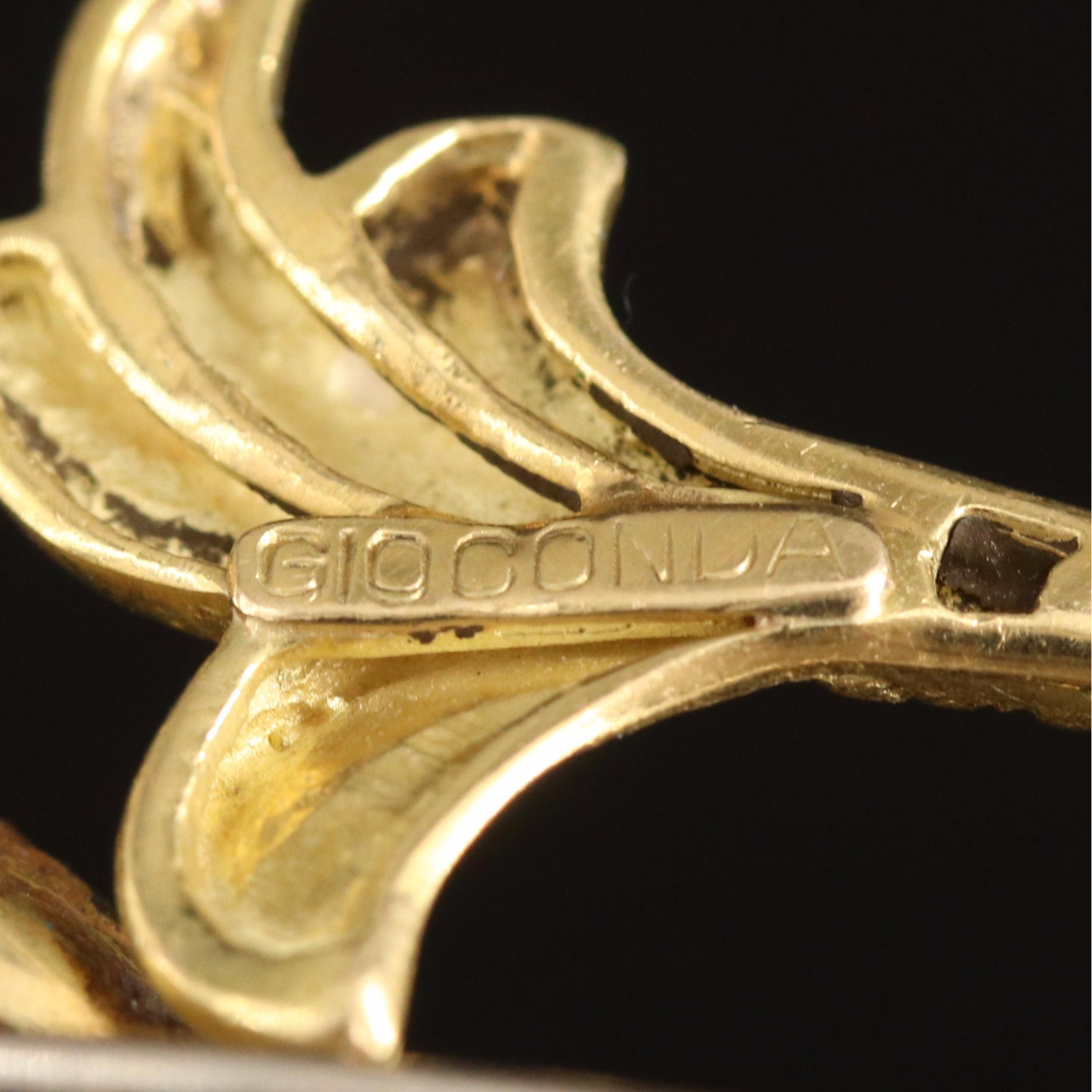 1960s Gioconda 18K Emerald and Enamel Rococo Style Dolphin Fish Brooch