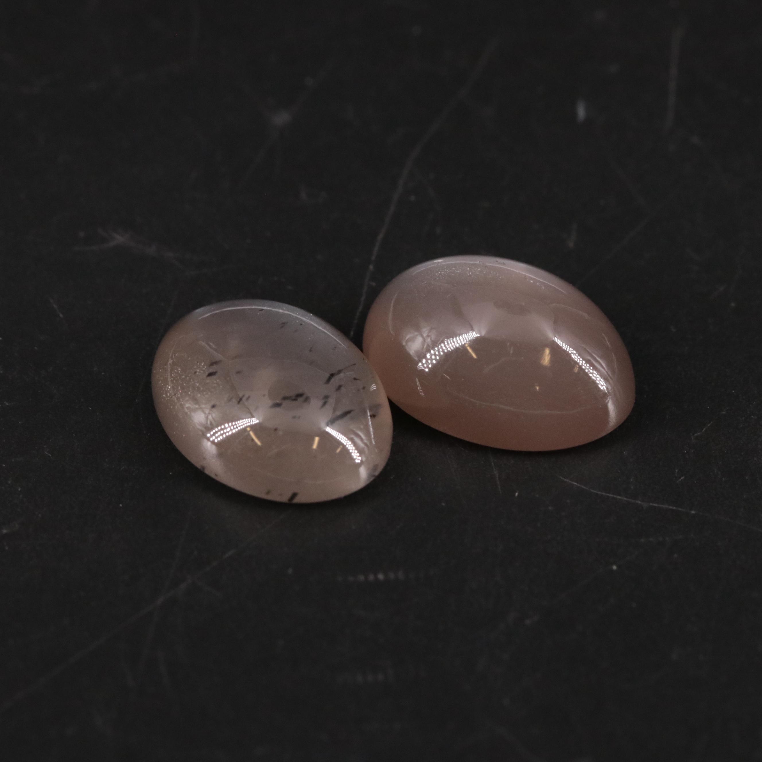 Loose 22.98 CTW Cat's-Eye Quartz