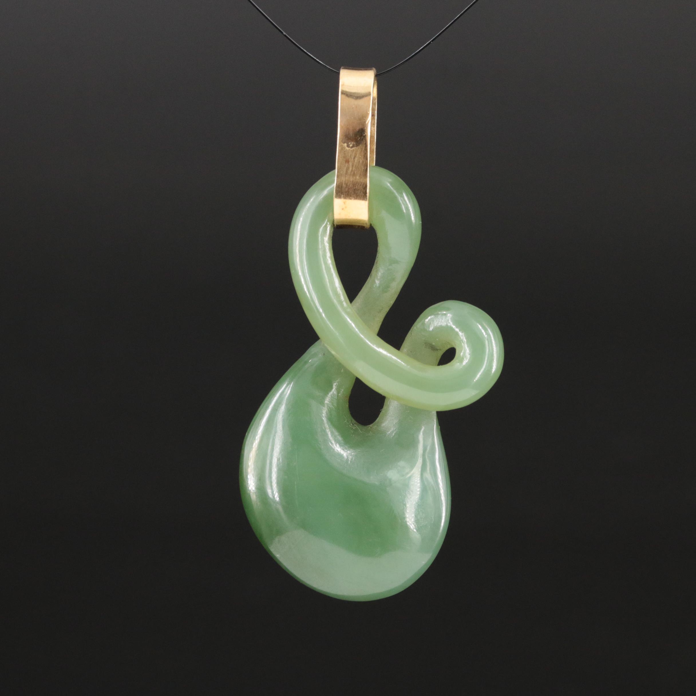 18K Nephrite Twist Pendant