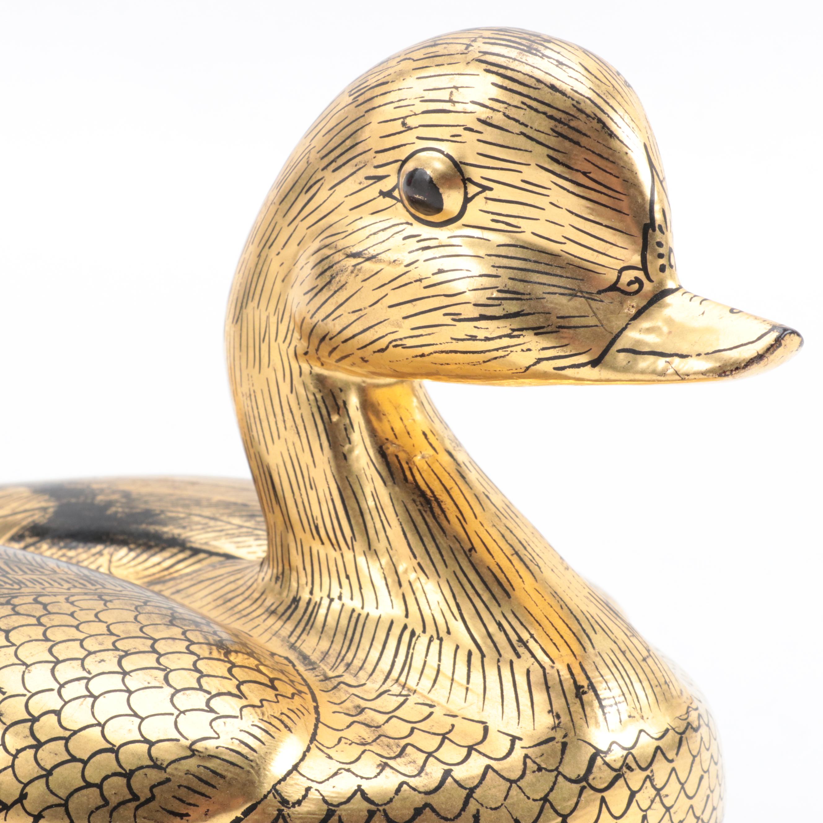 Chinese Hand-Painted Gilt Lacquerware Duck Form Box