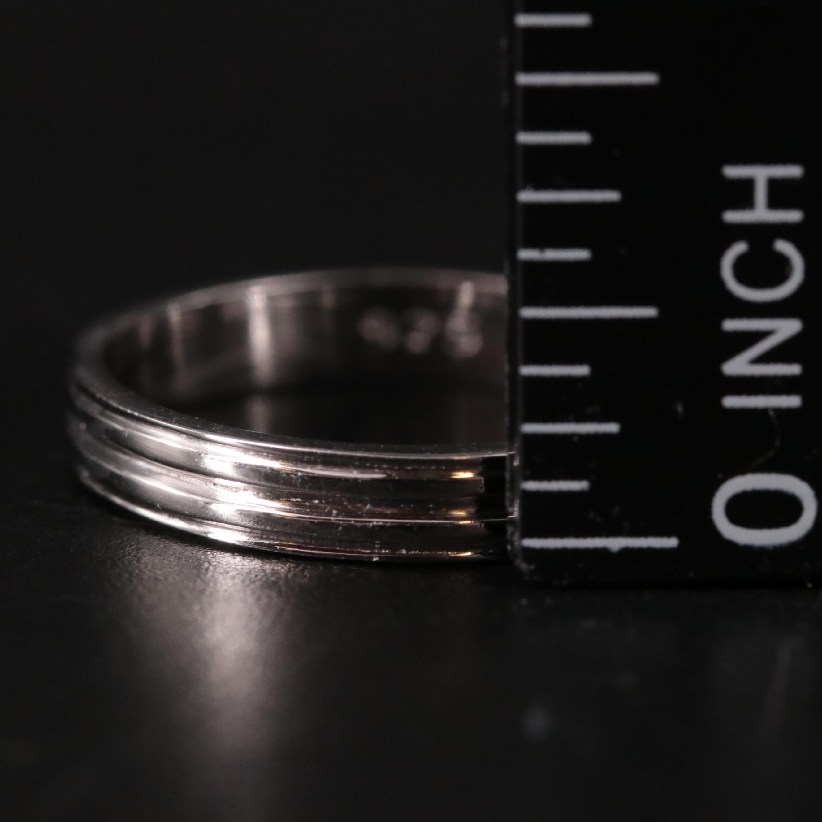 Sterling Fluted Band